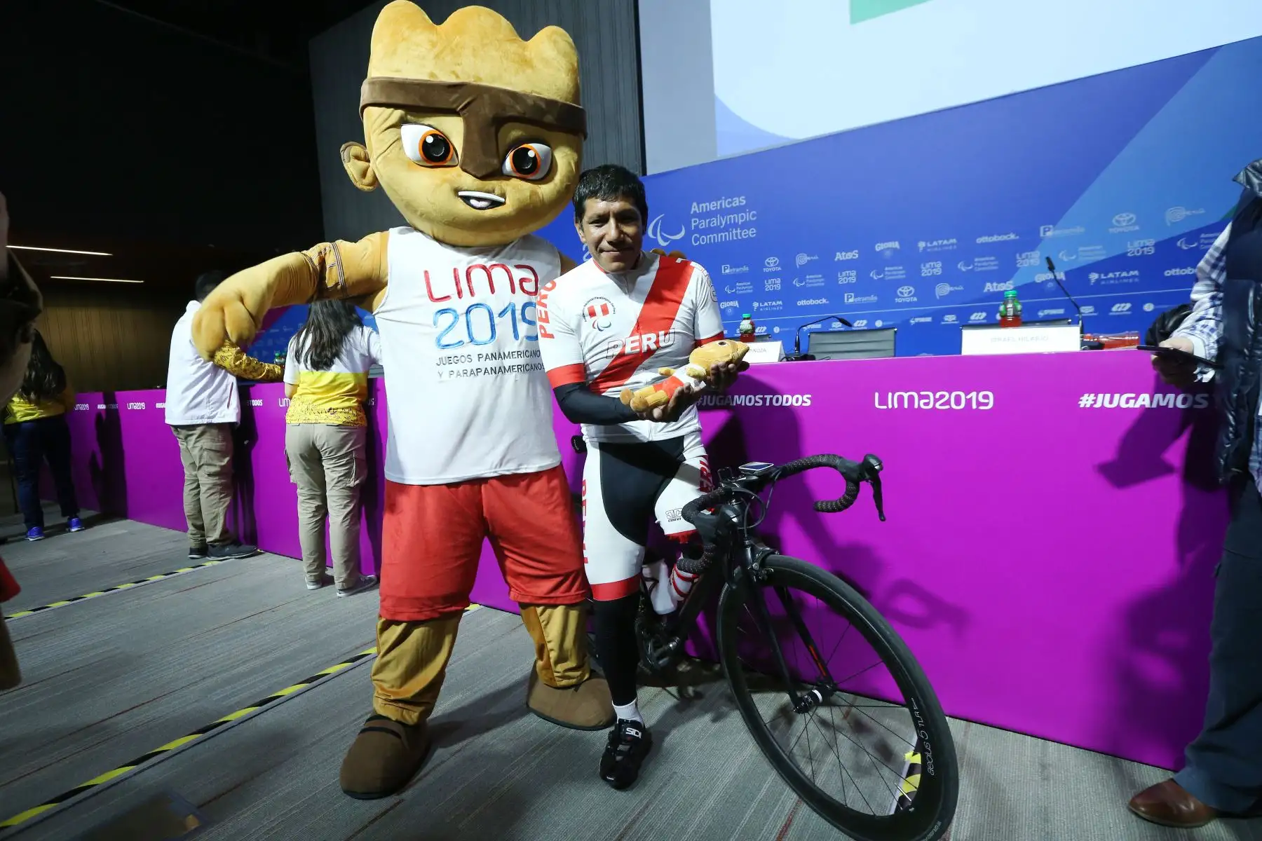 Conferencia de prensa sobre el cierre de la competencia de los Juegos Parapanamericanos Lima 2019. Participa Israel Hilario  , ganador en oro en  Para ciclismo.
Foto: ANDINA/Eddy Ramos