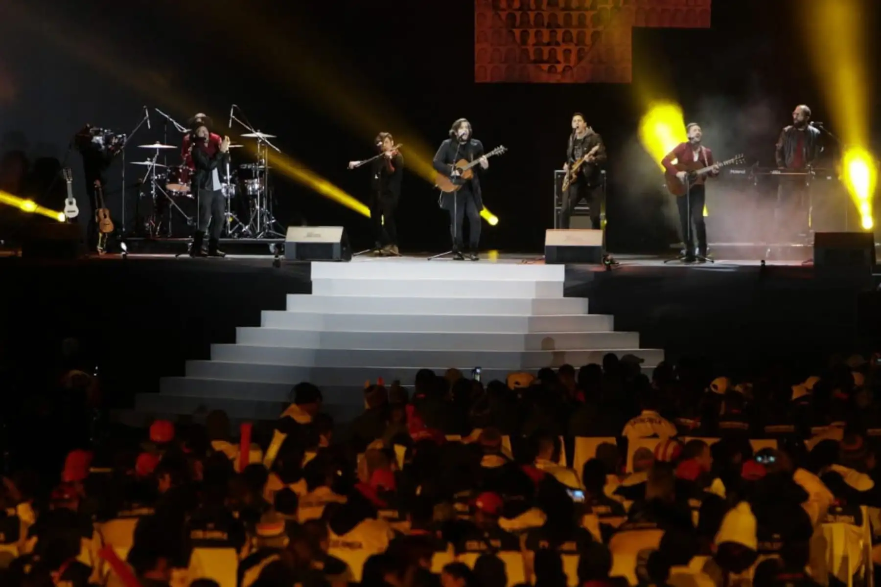 La banda de folk indie We The Lion se presenta durante la Ceremonia de Clausura de los Juegos Parapanamericanos Lima 2019 en la Villa Deportiva Nacional - VIDENA.
Foto: Lima 2019