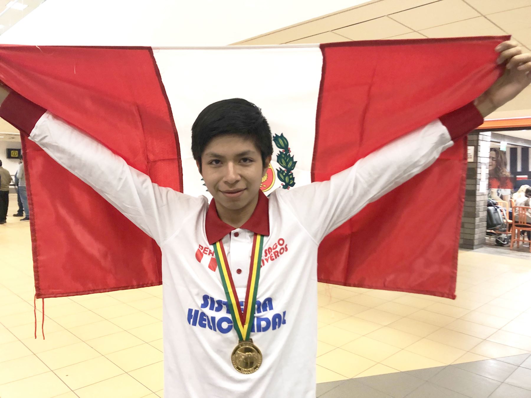 Perú logró en total  cuatro medallas: una de oro y tres de plata, y ocupó nuevamente el primer lugar en Sudamérica. Foto: Cortesía