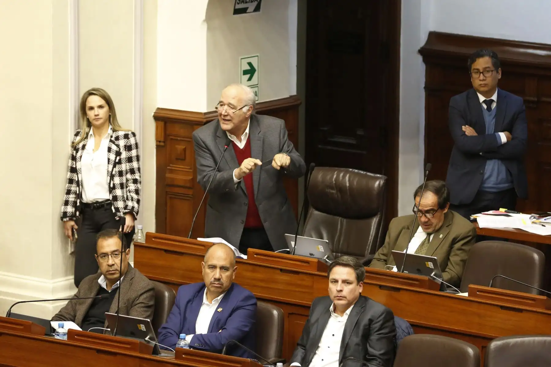 Congresista Victor Garcia Belaunde interviene durante el  pliego interpelatorio al  ministro de Justicia, Vicente Zeballos  en el pleno del Congreso.
Foto: ANDINA/Renato Pajuelo