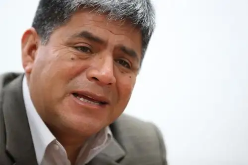 “Debemos llegar al bicentenario con nuestras regiones bien integradas y eso lo podemos lograr con infraestructura vial”, manifestó el gobernador regional de Ayacucho, Carlos Rúa Carbajal. ANDINA/Carlos Lezama