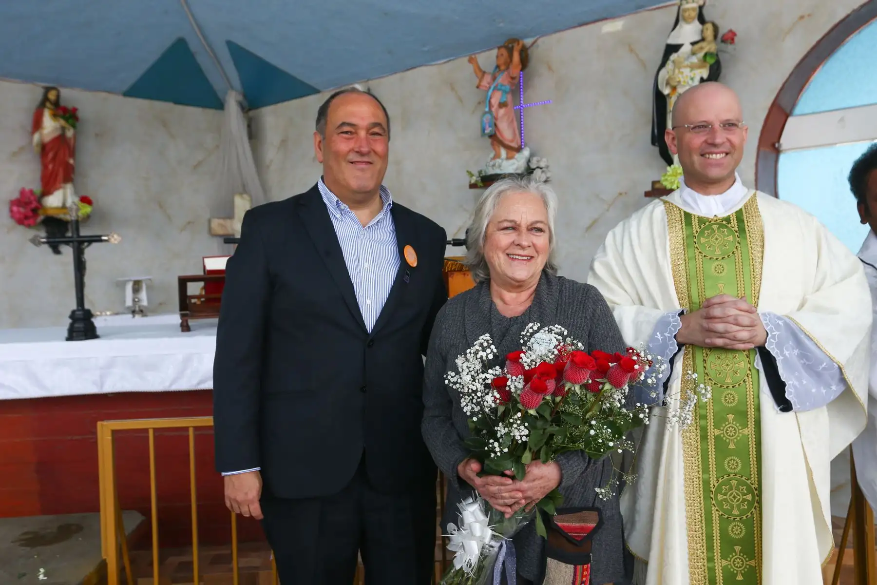 Presidente del Directorio, de Beneficencia de Lima Guillermo Ackerman en la misa y romería por los 99 años del natalicio de Chabuca Granda en el cementerio El Ángel. Foto: ANDINA/ Héctor Vinces
