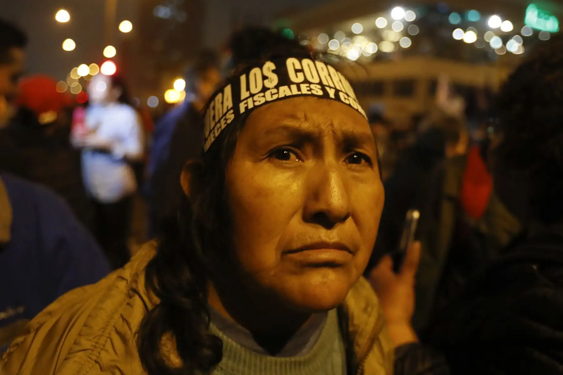 Marcha bajo el nombre #QueSeVayanTodos, con el fin exigir al Congreso de la República que atienda la propuesta planteada por el presidente Martín Vizcarra para adelantar las elecciones generales. Foto: ANDINA/Renato Pajuelo