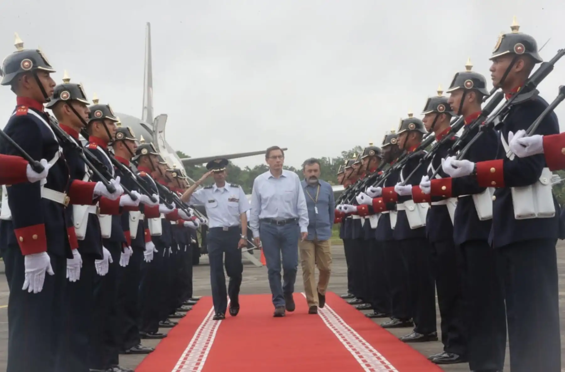 El presidente Martin Vizcarra, se encuentra en Leticia, Colombia, para participar en la Cumbre por la Amazonía . Previamente, el jefe de Estado visitará el distrito de Santa Rosa, en la frontera peruana. Foto: ANDINA/Prensa Presidencia