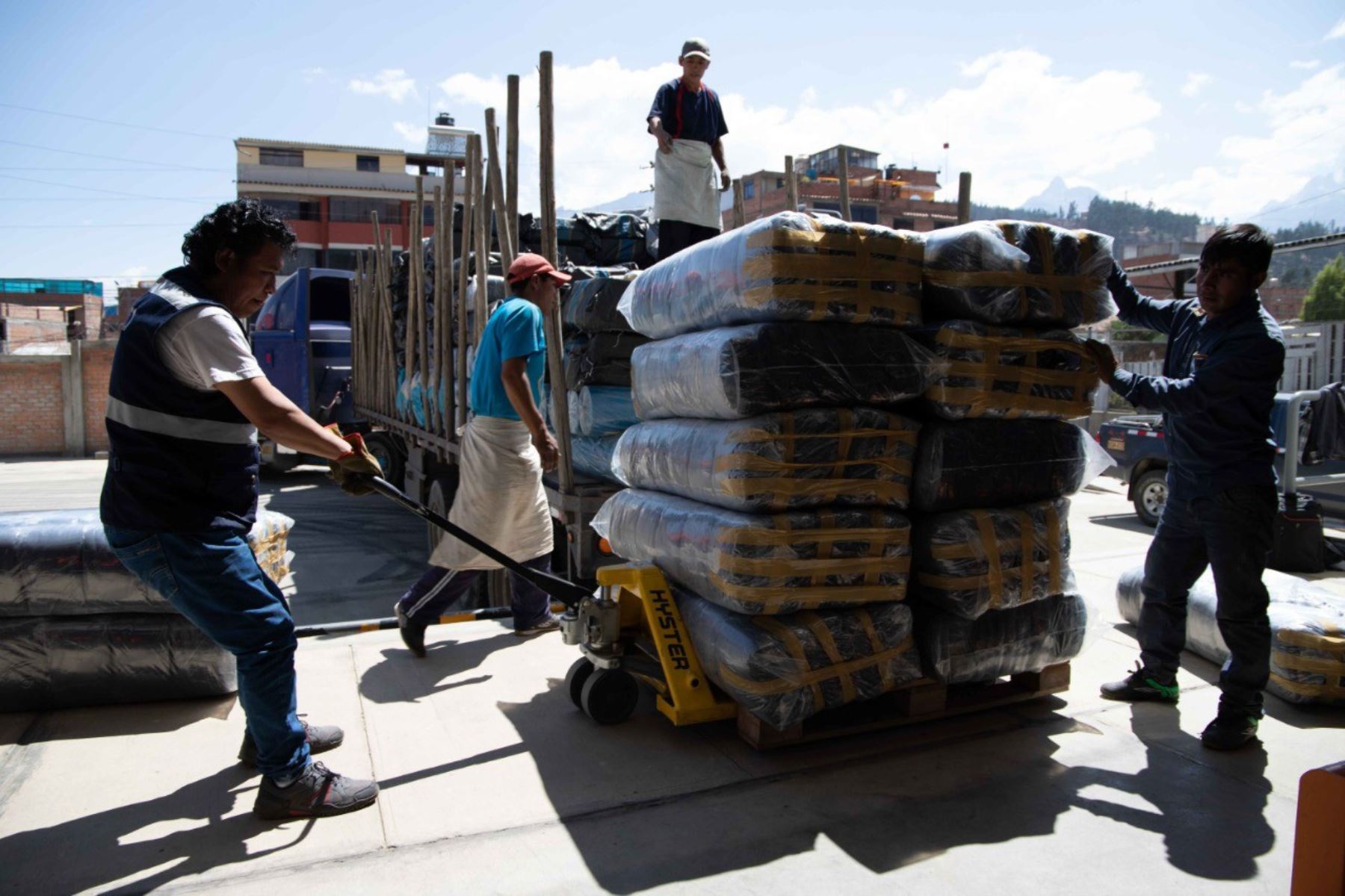COER Áncash abastece su almacén de avanzada con 30 toneladas de ayuda humanitaria. ANDINA/Difusión