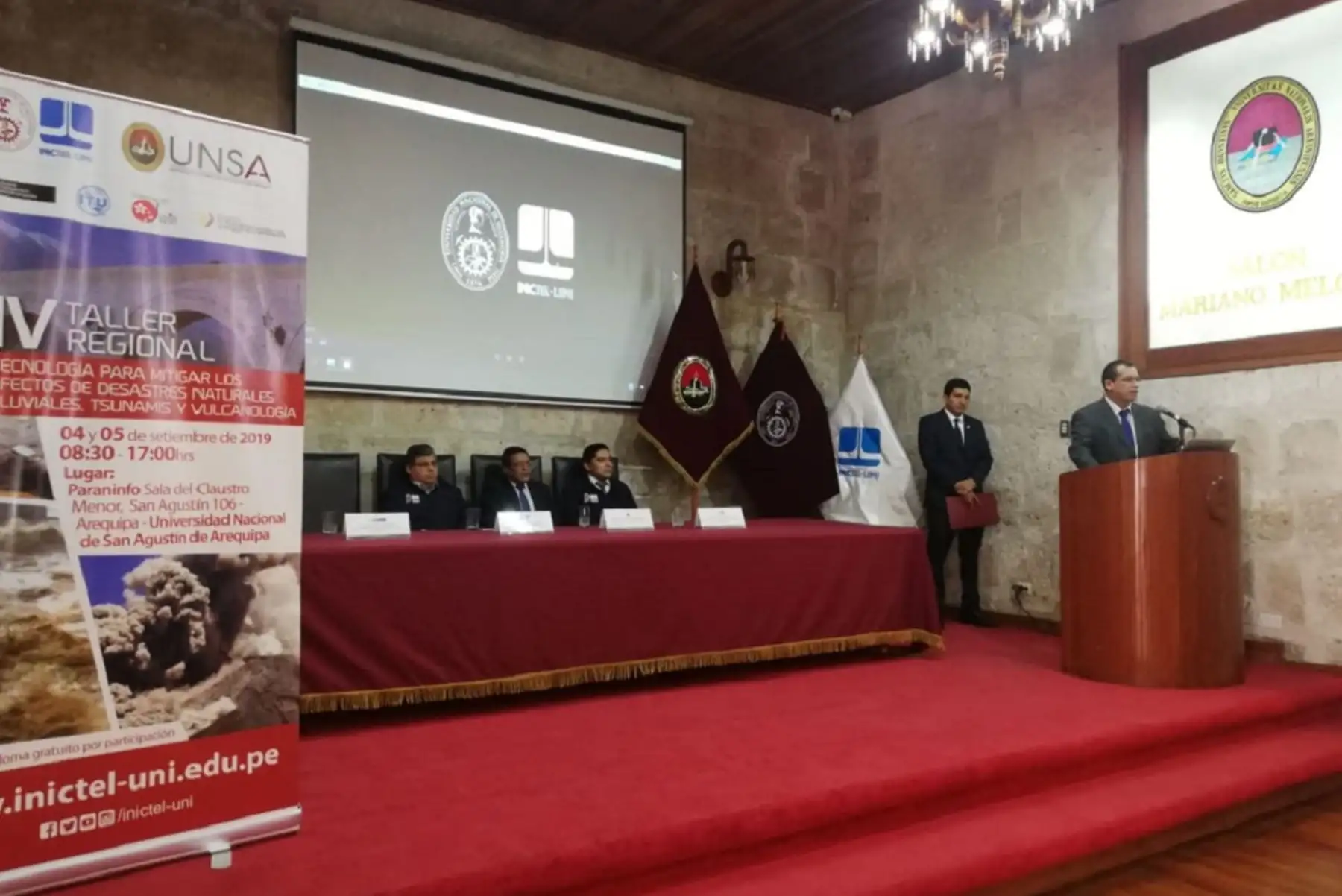 Director de Gestión Contractua del MTC, Naylamp López expone avances en prevención. Foto: Cortesía.