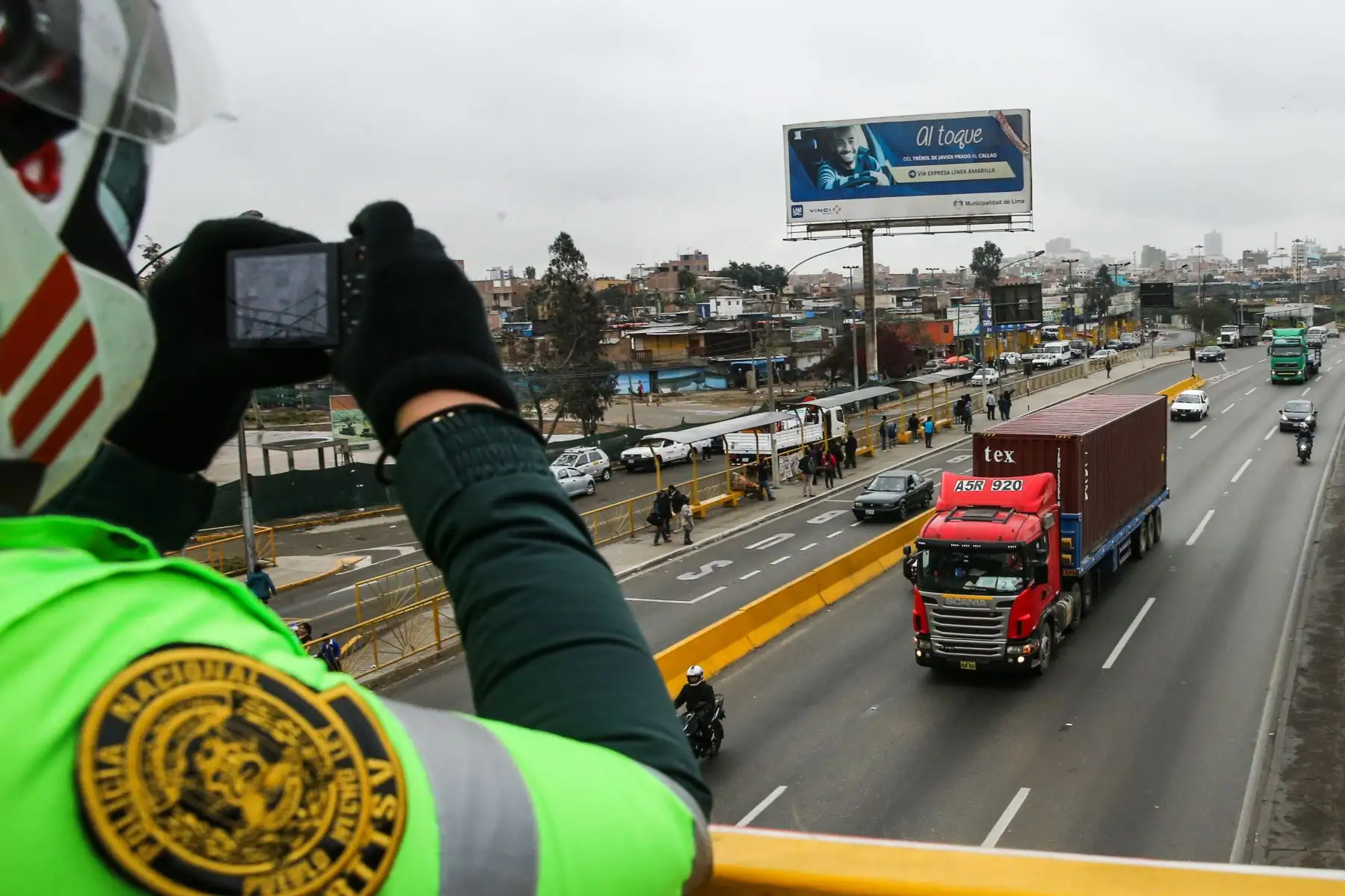 La Municipalidad de Lima anunció hoy que este martes 10 de setiembre se inicia el Plan de restricción vehicular Pico y placa para el transporte de carga y mercancías. Foto: ANDINA/ Norman Cordova