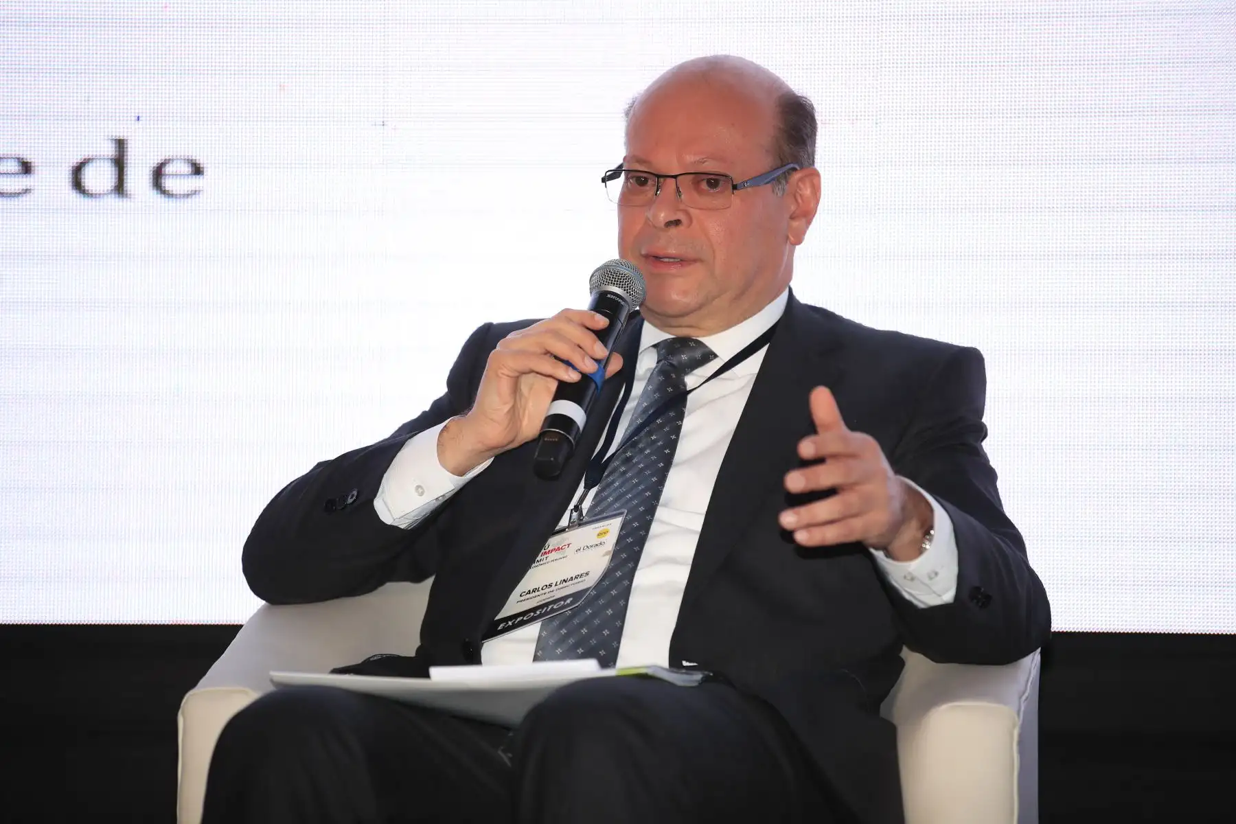 Carlos Linares, presidente de COFIDE,  durante su exposición en el foro: Perú CEO Impact Summit     


Agencia Andina/Juan Carlos Guzman Negrini
