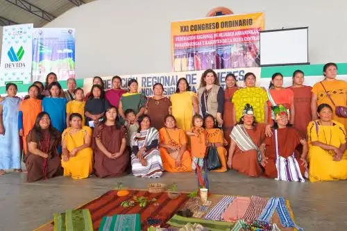 Mujeres indígenas de la selva central demandan erradicación de los cultivos de coca ilegal y piden más seguridad.