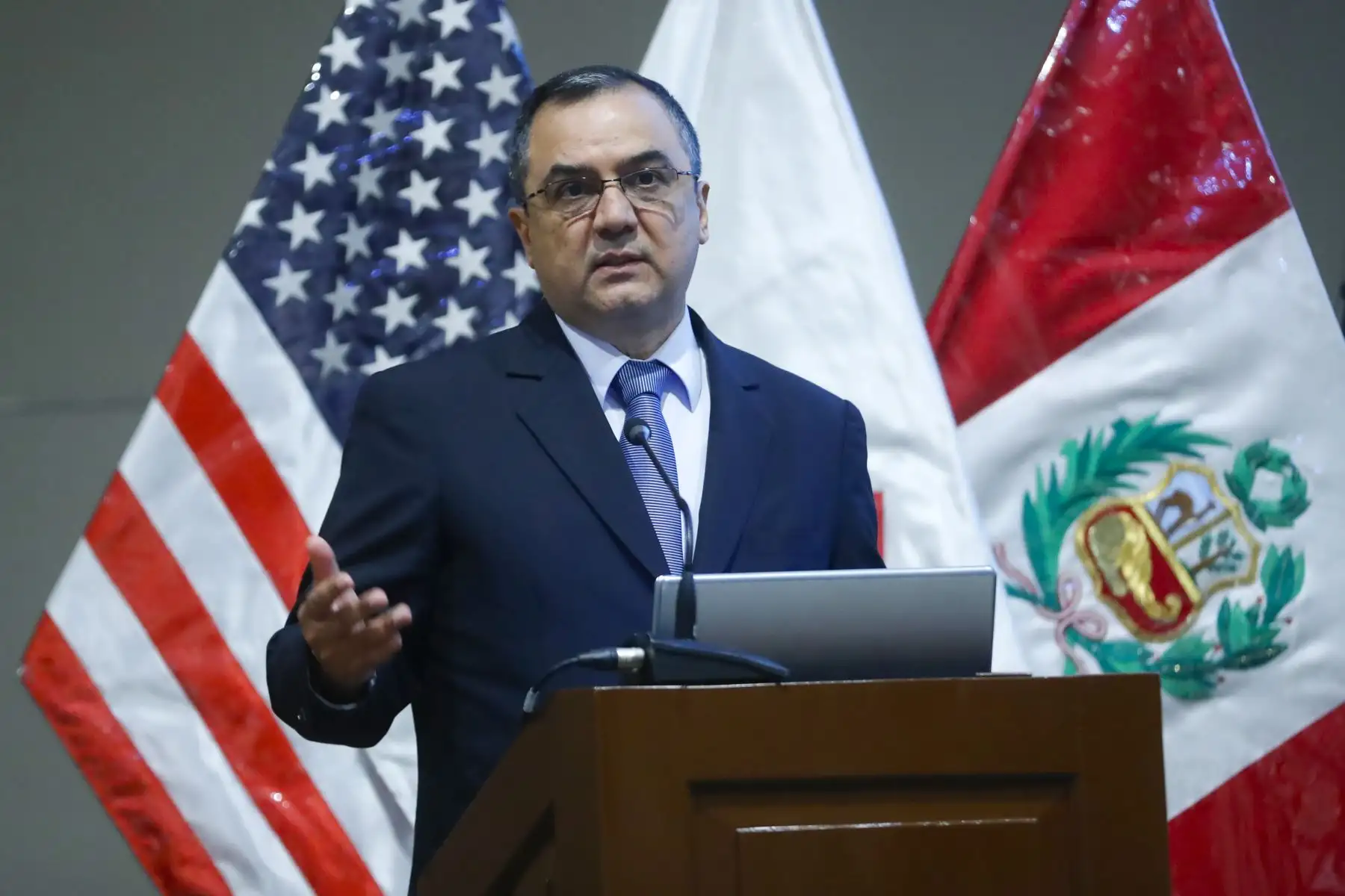 Ministro de Economía y Finanzas, Carlos Oliva en Foro Económico 2019: 