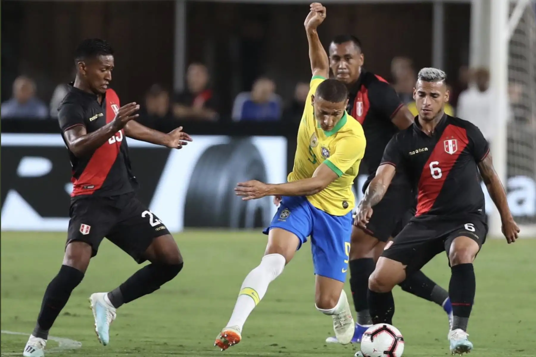 Perú empata 0-0 con Brasil en partido internacional de la Copa de Campeones 2019, en Los Ángeles Memorial Sports Arena.Foto:ANDINA/FPF