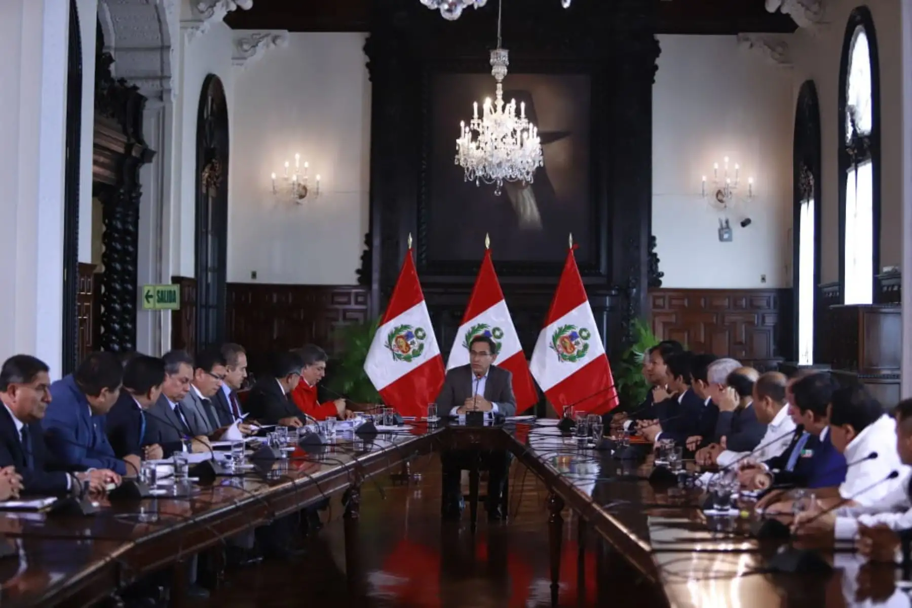 El presidente Martín Vizcarra se reunió en Palacio de Gobierno con las autoridades y representantes de la sociedad civil de Piura, para evaluar los avances del proceso de la reconstrucción.