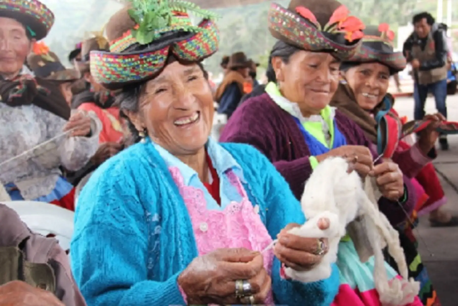 La labor del Programa Nacional de Asistencia Solidaria Pensión 65 del Ministerio de Desarrollo e Inclusión Social (Midis), que funciona hace ocho años, va más allá de la entrega de una pensión bimestral de 250 soles, pues la complementa con la búsqueda de una mejor calidad de vida para los ancianos, además de salud y educación.