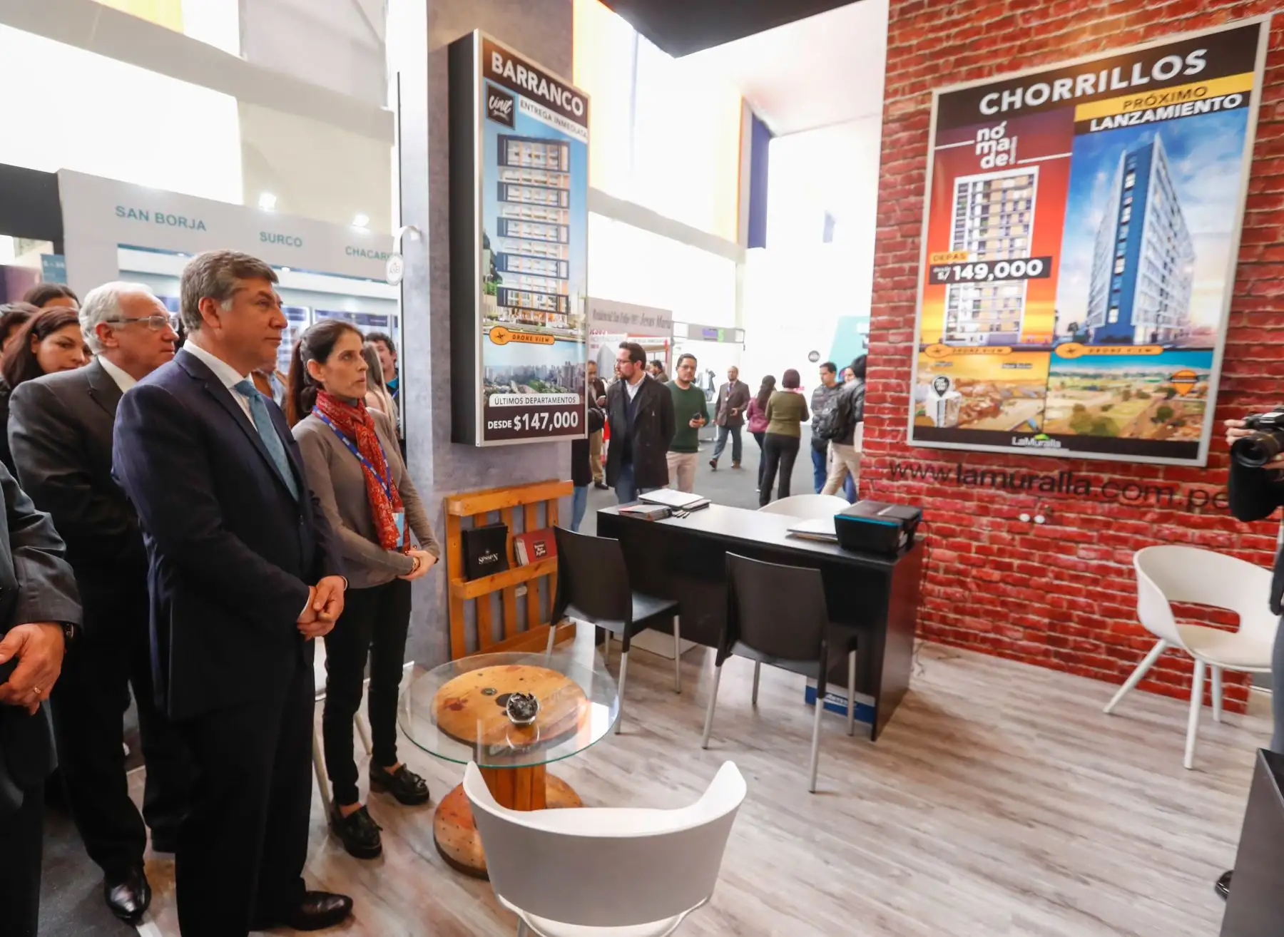 Ministro de Vivienda, Miguel Estrada participa en la inauguración de la XI edición de la Feria Nexo Inmobiliario 2019, donde se presentan 353 proyectos inmobiliarios y se pone a disposición más de 20 000 viviendas ubicadas en 25 distritos de Lima y Callao.
Foto: Ministerio de Vivienda