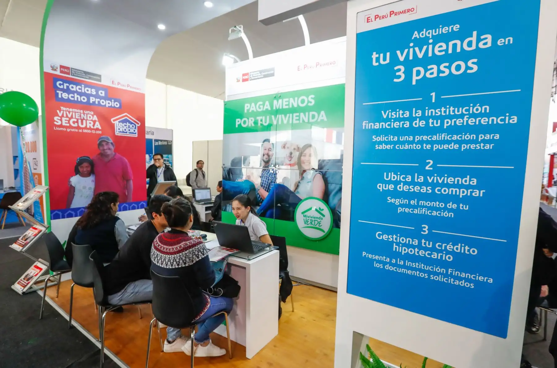 Módulos de información en la  XI edición de la Feria Nexo Inmobiliario 2019, donde se presentan 353 proyectos inmobiliarios y se pone a disposición más de 20 000 viviendas ubicadas en 25 distritos de Lima y Callao.
Foto: Ministerio de Vivienda