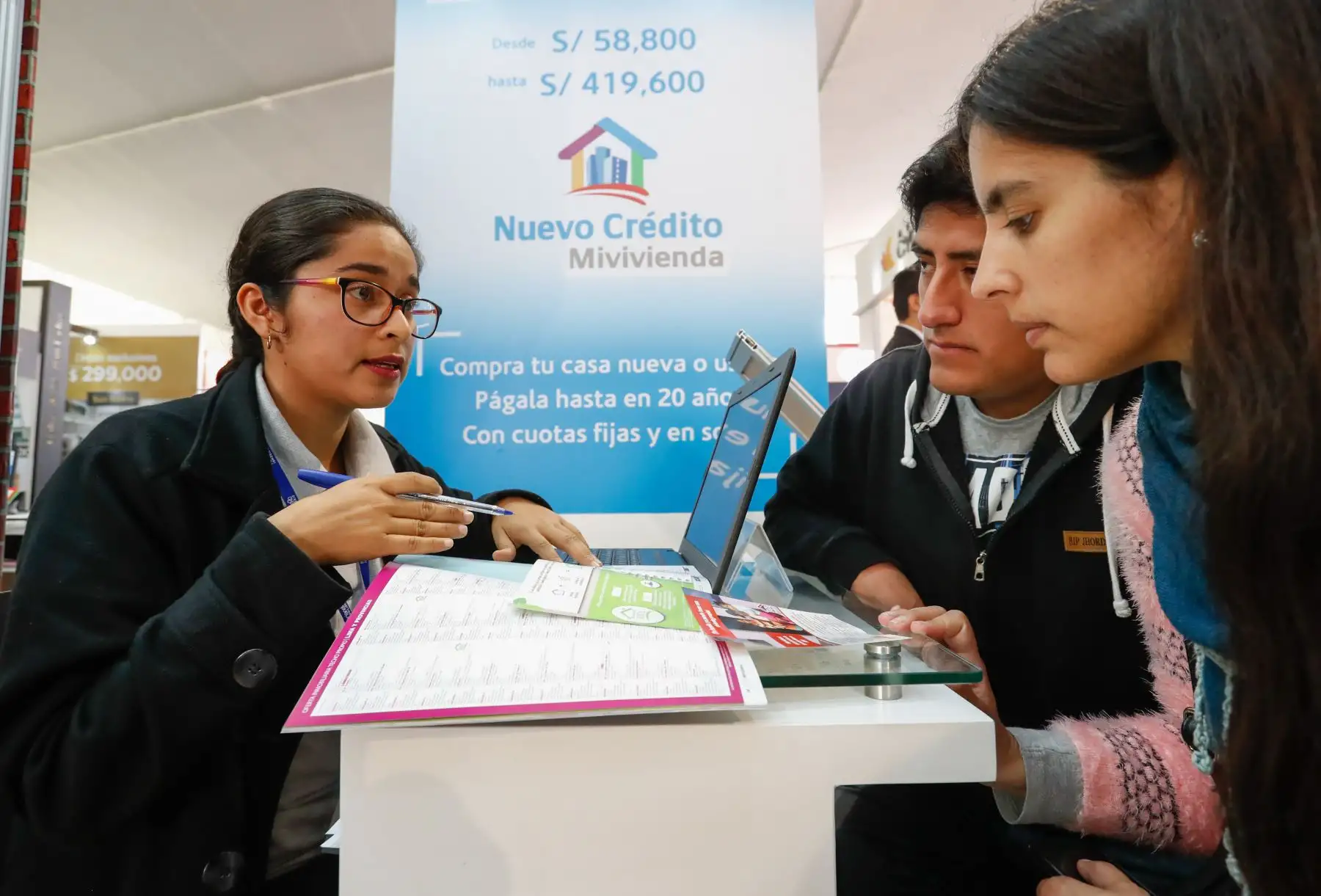 Módulos de información en la  XI edición de la Feria Nexo Inmobiliario 2019, donde se presentan 353 proyectos inmobiliarios y se pone a disposición más de 20 000 viviendas ubicadas en 25 distritos de Lima y Callao.
Foto: Ministerio de Vivienda