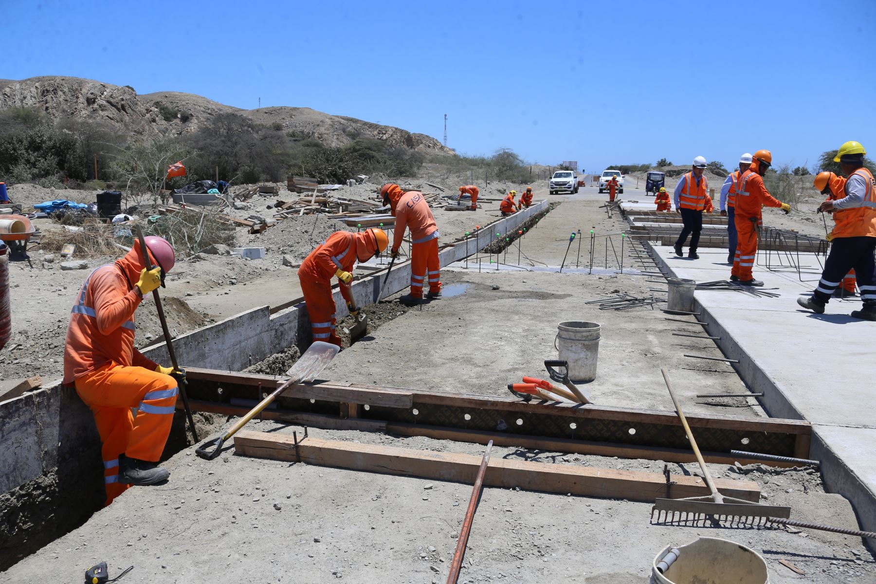MTC invierte S/ 3,000 millones en la reconstrucción de vías en Piura afectadas por el Fenómeno El Niño Costero.
