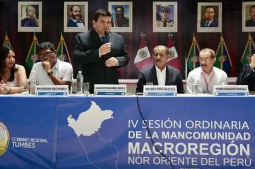 Viceministro de Prestaciones y Aseguramiento en Salud, Alfredo Broggi, lideró la mesa de trabajo en IV Sesión Ordinaria de la Mancomunidad Macrorregión Nor Oriente que se realiza en Tumbes
