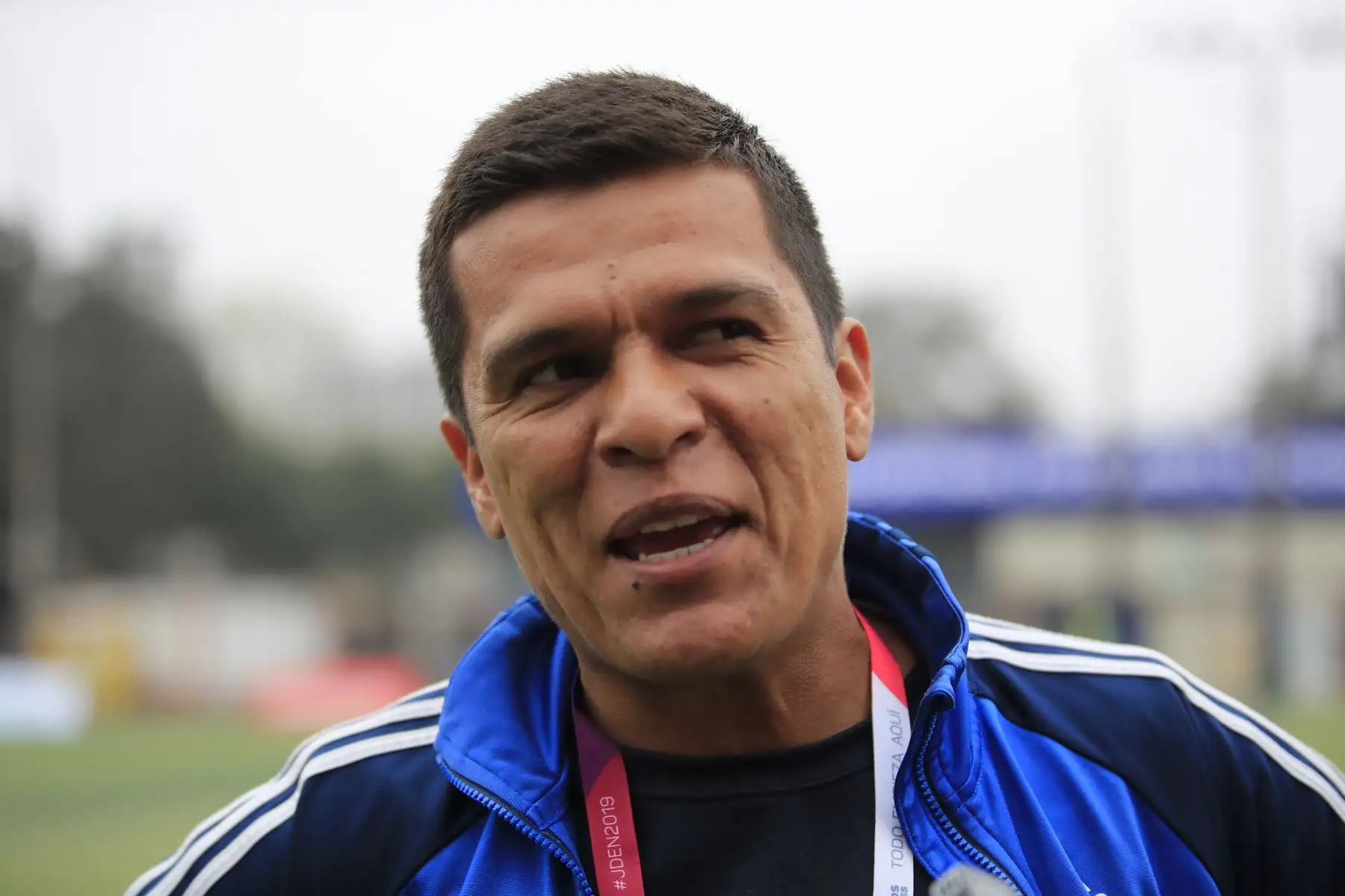 Declaraciones de Paulo César Cortez, entrenador del Colegio San Basilio luego de derrotar por 5 a 2 al colegio Champagnat de Trujillo.     


Foto: Andina/Juan Carlos Guzman Negrini