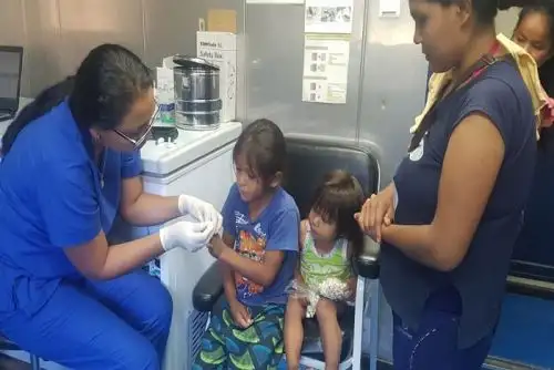 Más de 120,000 atenciones sociales brindó la III Campaña de Acción Social de las Plataformas Itinerantes de Acción Social (PIAS) y Buques Auxiliares de la Marina de Guerra, en cuyas embarcaciones nacieron 4 nuevos bebés, cuando llegaron a comunidades rurales y rurales dispersas ubicadas en las cuencas de los ríos de Loreto y Ucayali, en la selva peruana.