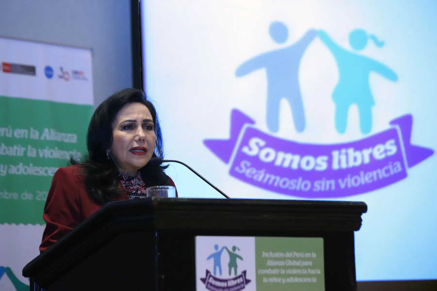 Ministra de la Mujer, Gloria Montenegro elabora  una “Hoja de Ruta” que servirá para poner en marcha el Plan de Acción con el fin de eliminar la violencia contra los niños, niñas y adolescentes 2020-2030.
Foto: ANDINA/Norman Córdova