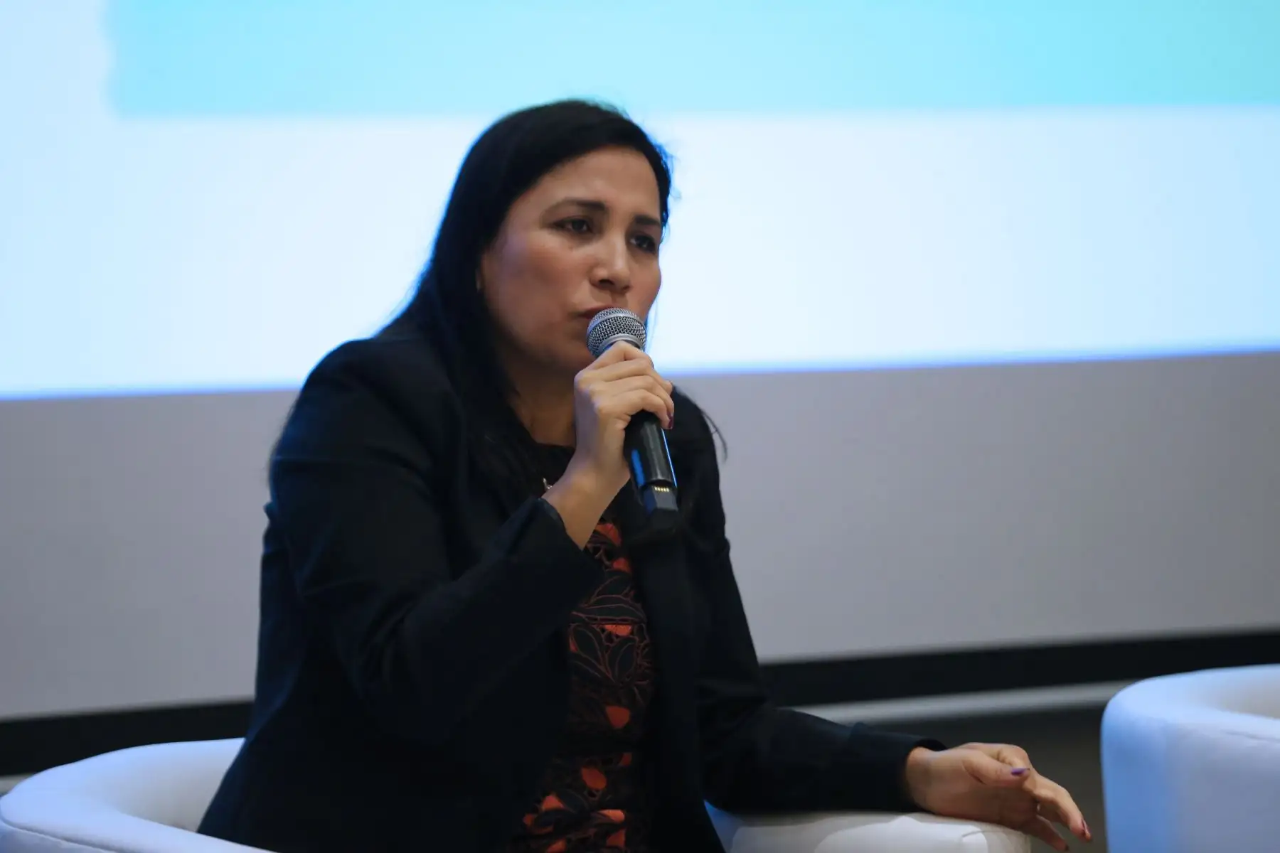 Ministra de Educación, Flor Pablo elabora  una “Hoja de Ruta” que servirá para poner en marcha el Plan de Acción con el fin de eliminar la violencia contra los niños, niñas y adolescentes 2020-2030.
Foto: ANDINA/Norman Córdova