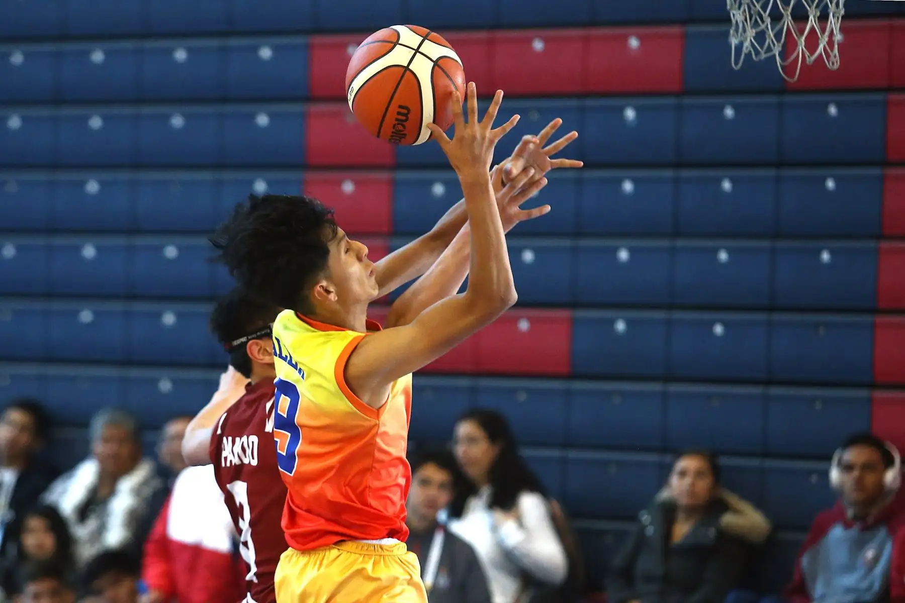 Colegio Davy (Cajamarca) disputa encuentro con el colegio Von Neuman de Huanuco en los Juegos Deportivos Escolares Nacionales desarrollado en el colegio La Recoleta de La Molina. Foto: ANDINA/Vidal Tarqui