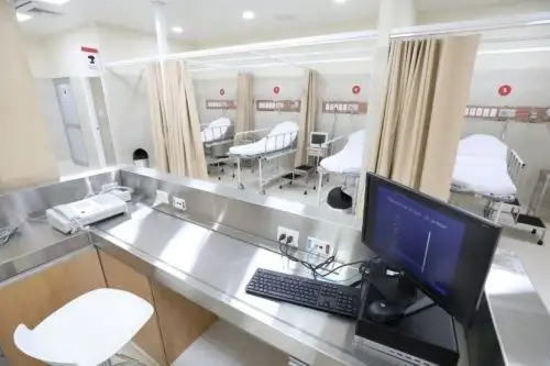 EsSalud renueva infraestructura y equipos para emergencias en hospital Castilla. Foto: ANDINA/Difusión.