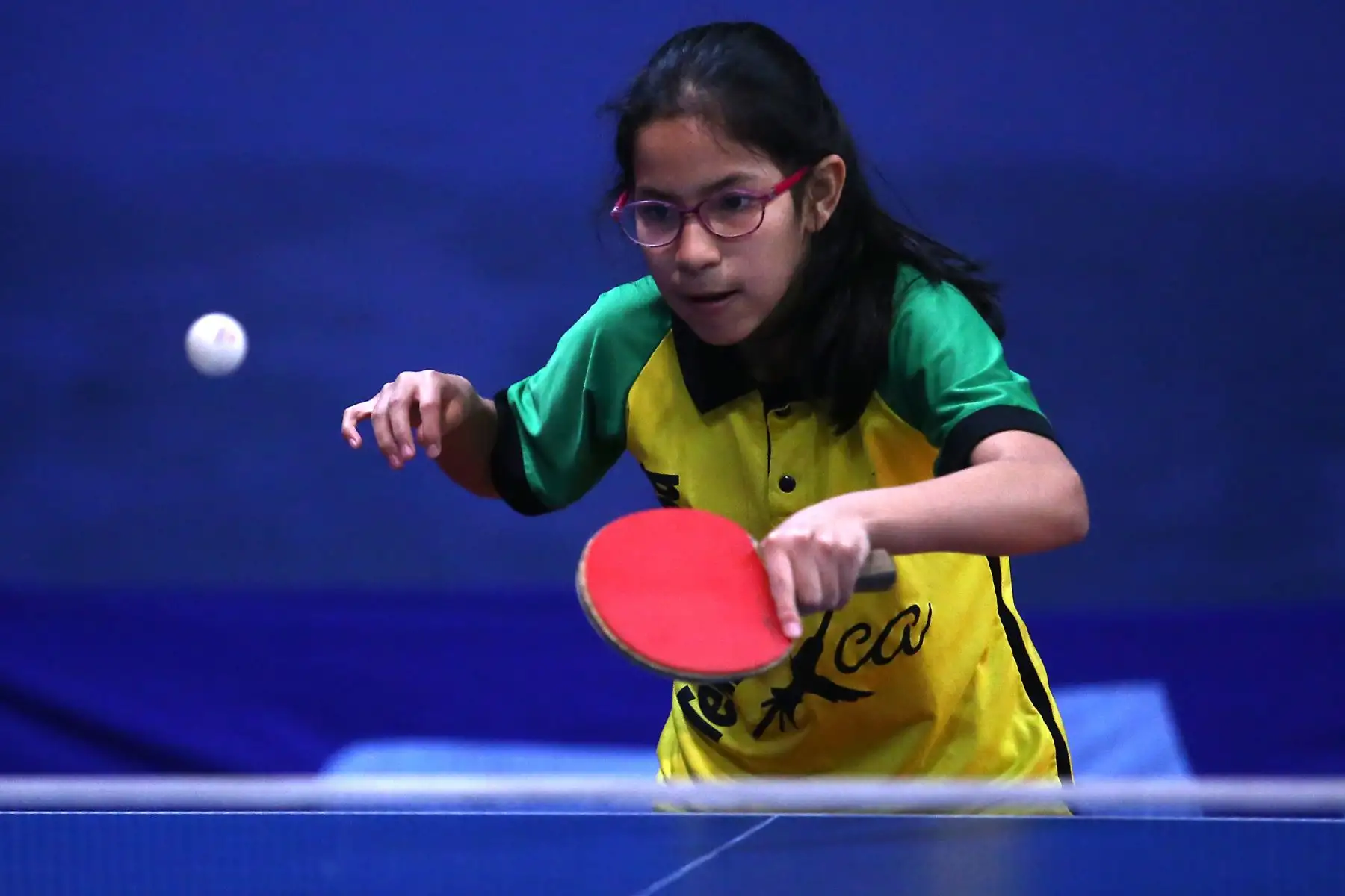 Alicia Sara Arashira Evanán Castañeda del Colegio Margarita Santa Ana de Benavides de Ica participa en categoría Tenis de Mesa de los Juegos Escolares 2019. Foto: ANDINA/Vidal Tarqui