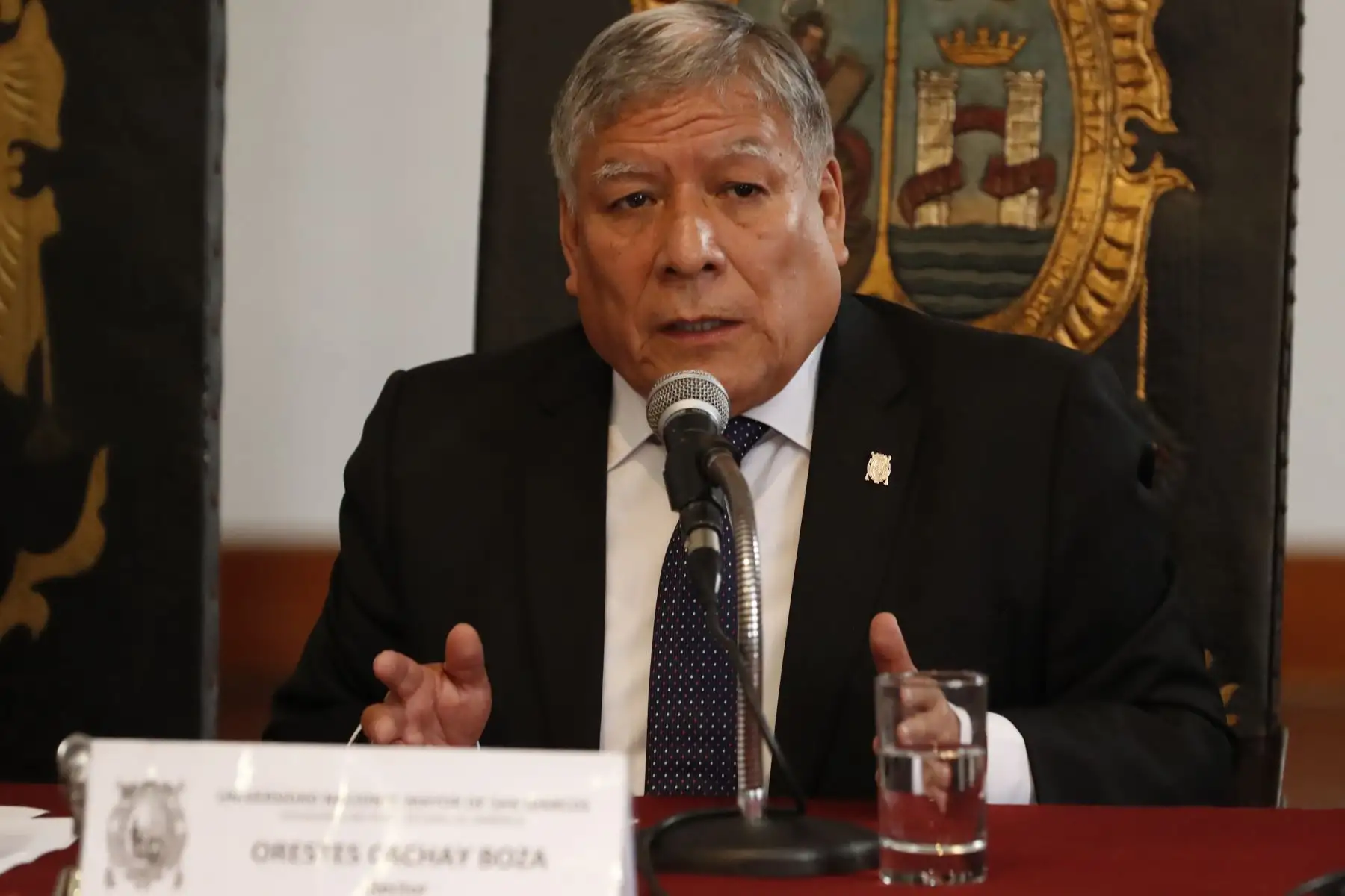 Conferencia de prensa del rector de la Universidad Nacional Mayor de San Marcos (UNMSM), Orestes Cachay sobre la situación del bypass de la avenida Venezuela en la ciudad universitaria.
Foto: ANDINA/Renato Pajuelo
