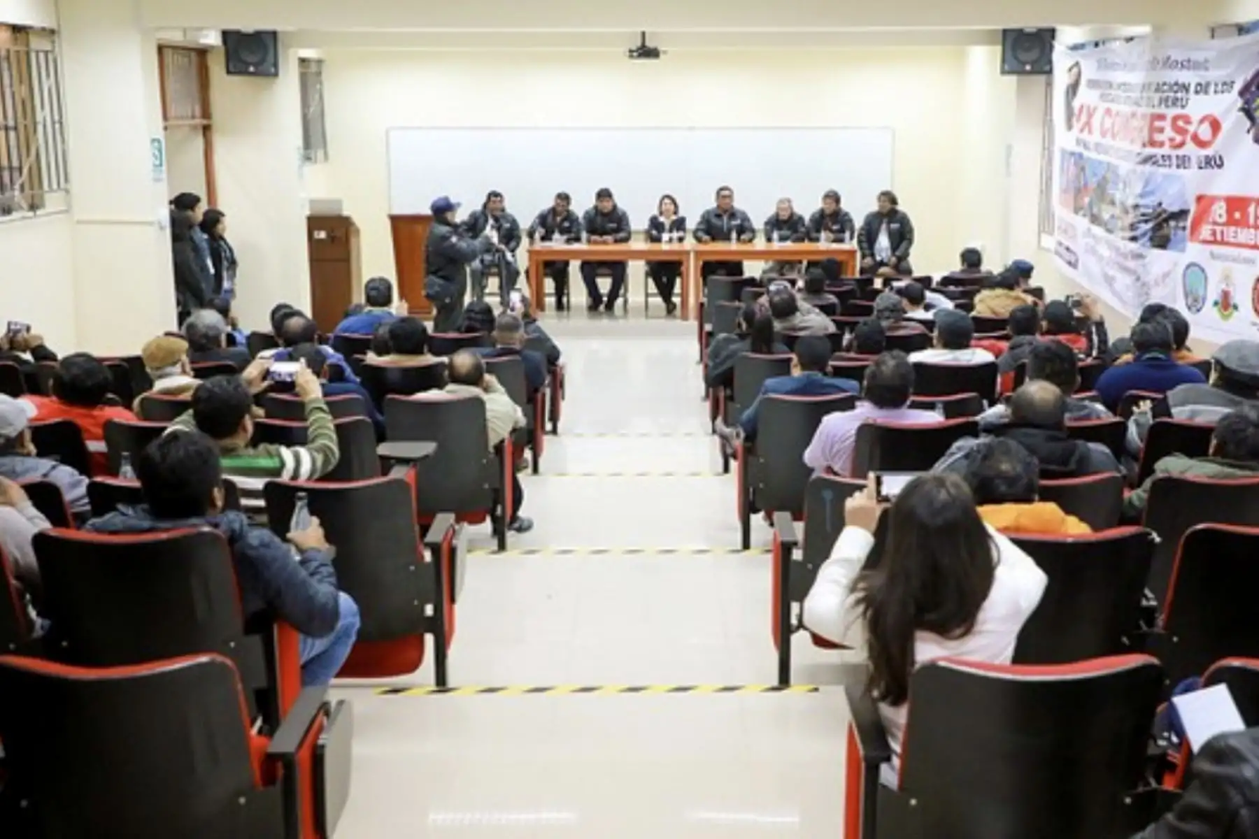 Ministra Rocío Barrios participó en el IX Congreso Nacional Ordinario de la Federación de Integración y Unificación de los Pescadores Artesanales del Perú (FIUPAP).