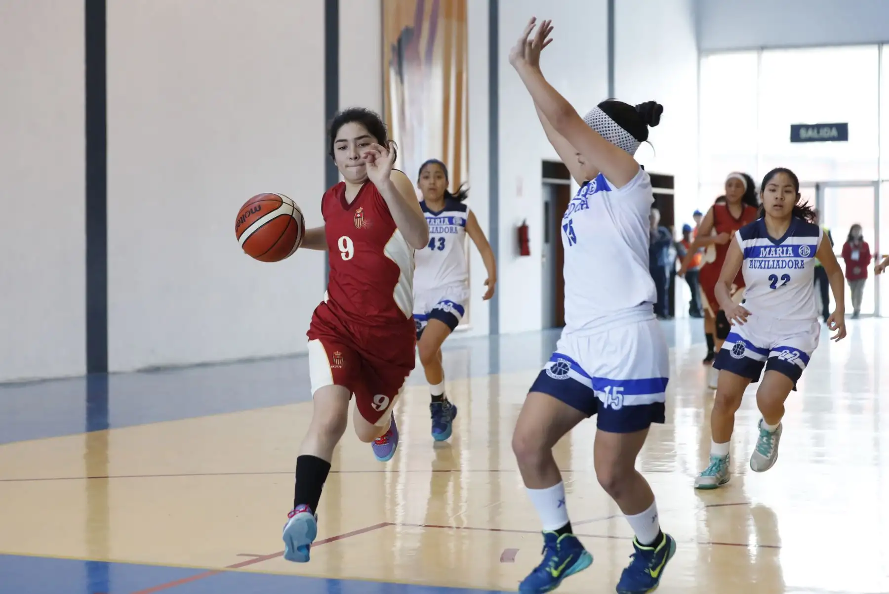 Colegio Federico Froebel de Ayacucho disputa medalla de bronce en categoría "C" contra el Colegio Ignacia Velásquez de San Martín por  los Juegos Deportivos Escolares Nacionales en el Colegio Recoleta. Foto: ANDINA/Renato Pajuelo