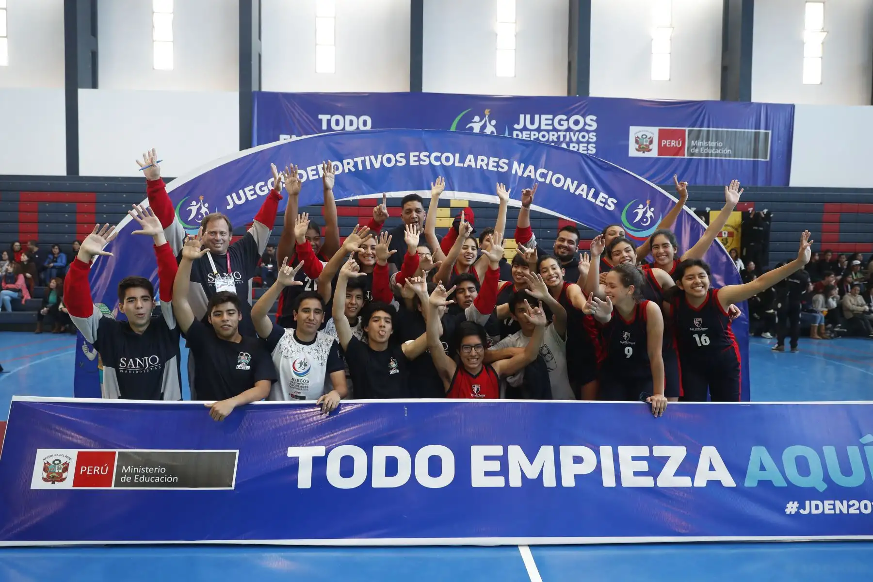 Colegio San José Obrero Maristas de Trujillo gana medalla de oro en categoría masculina y femenina por  los Juegos Deportivos Escolares Nacionales 2019. Foto: ANDINA/Renato Pajuelo
