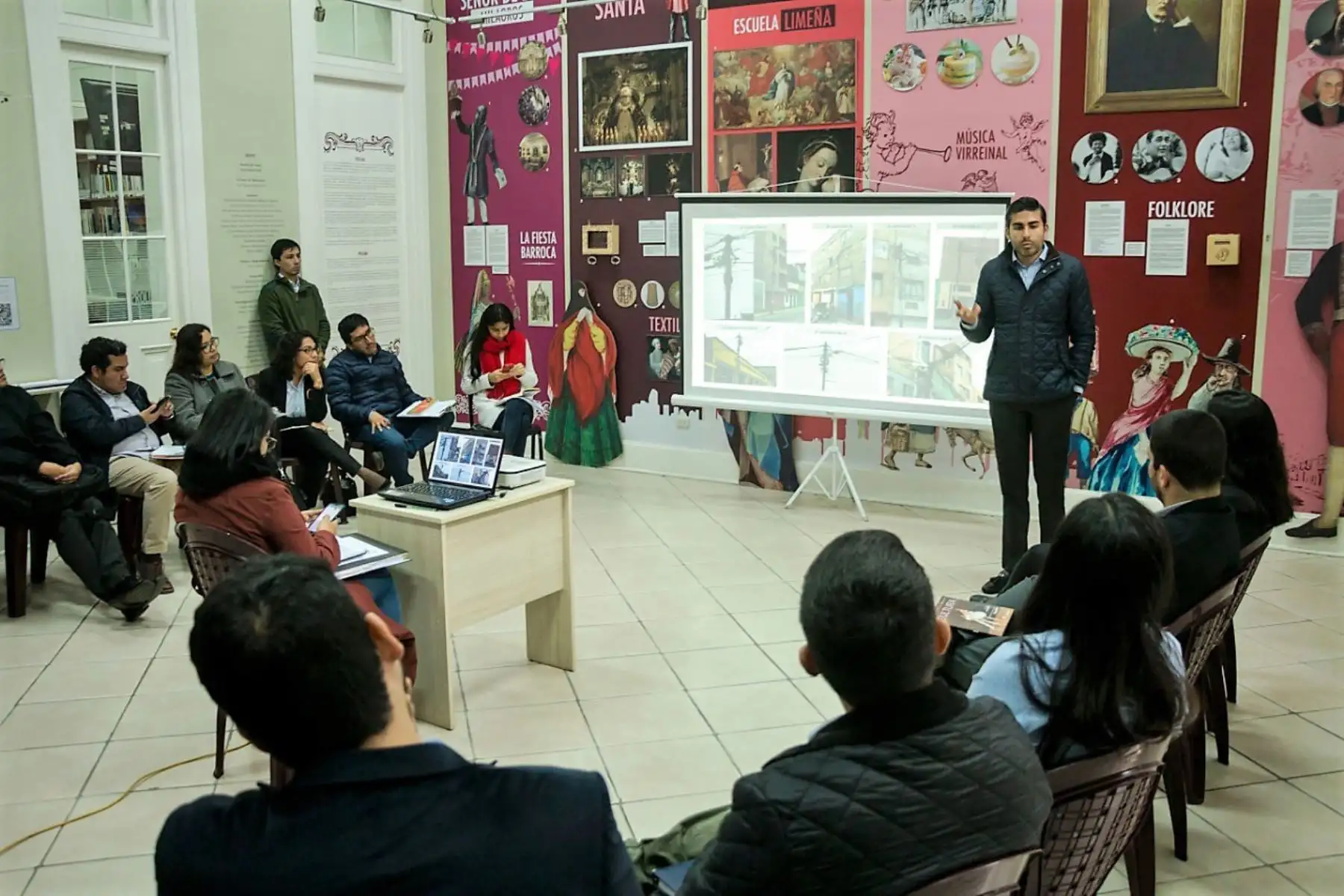 En la sede de Prolima se realizó la reunión de coordinación para impulsar el retiro de cables aéreos en el Centro Histórico.