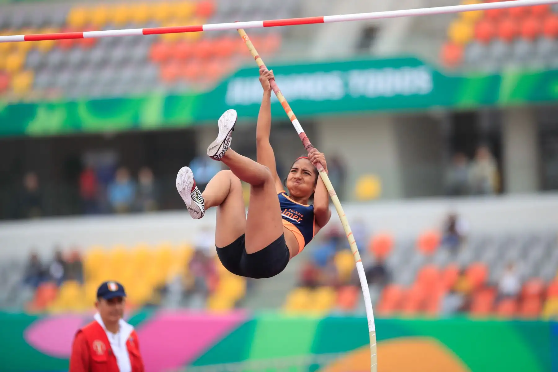 Juegos Deportivos Escolares Nacionales 2019, modalidad salto con garrocha mujeres, sede Videna. 


Foto: Andina/Juan Carlos Guzmán Negrini