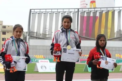 Lucero Choca Santiago y Jazmín Pérez Zamudio lograron imponerse en la prueba de los 1.500 metros