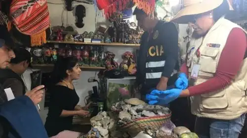 Piezas del patrimonio cultural de la Nación son recuperadas en Aguas Calientes.
