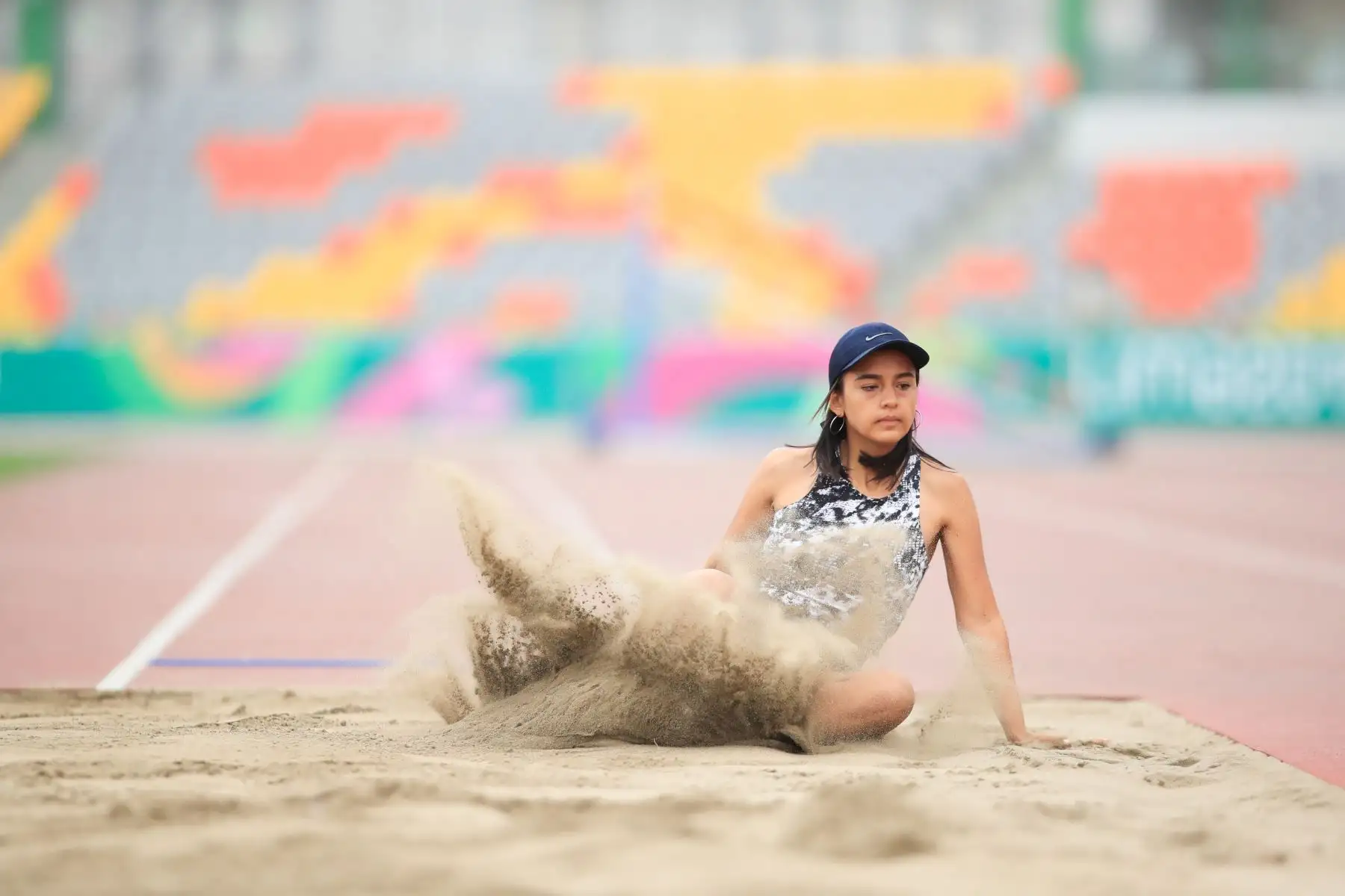 Gabriela Posavac, atleta del colegio Niño Jesús de Praga, Piura y tricampeona nacional de salto largo competidora en los Juegos Deportivos Escolares Nacionales.        


Foto: Andina/Juan Carlos Guzmán Negrini