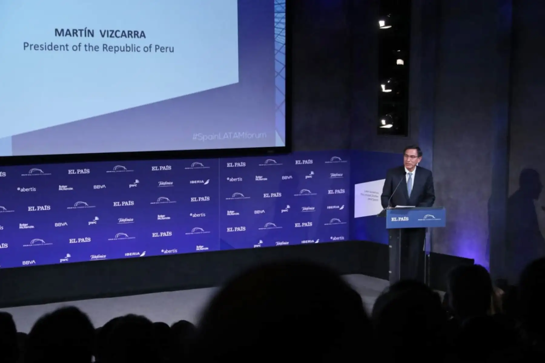 Presidente Martín Vizcarra asiste a foro organizado por el Grupo Prisa. Foto: ANDINA/Prensa Presidencia