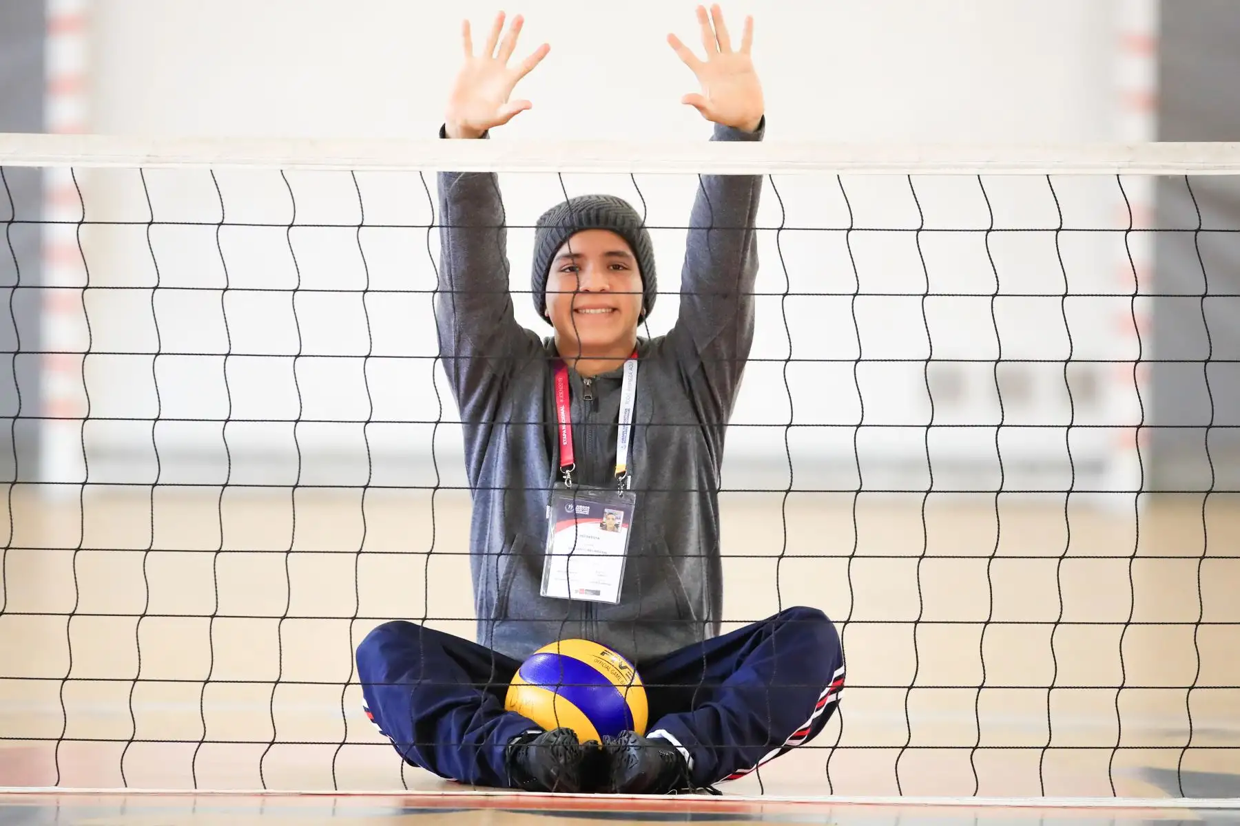 Amir Santillán Cárdenas del colegio Pedro del Castillo Ríos de Yurimaguas, competidor de voley sentado durante los Juegos Deportivos Escolares Nacionales, sede Ate.

Foto: Andina/Juan Carlos Guzmán Negrini