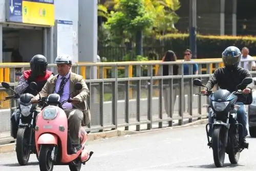 Exhortan a autoridades fiscalizar a motocicletas que brindan servicio de taxis. Foto: ANDINA/Difusión.