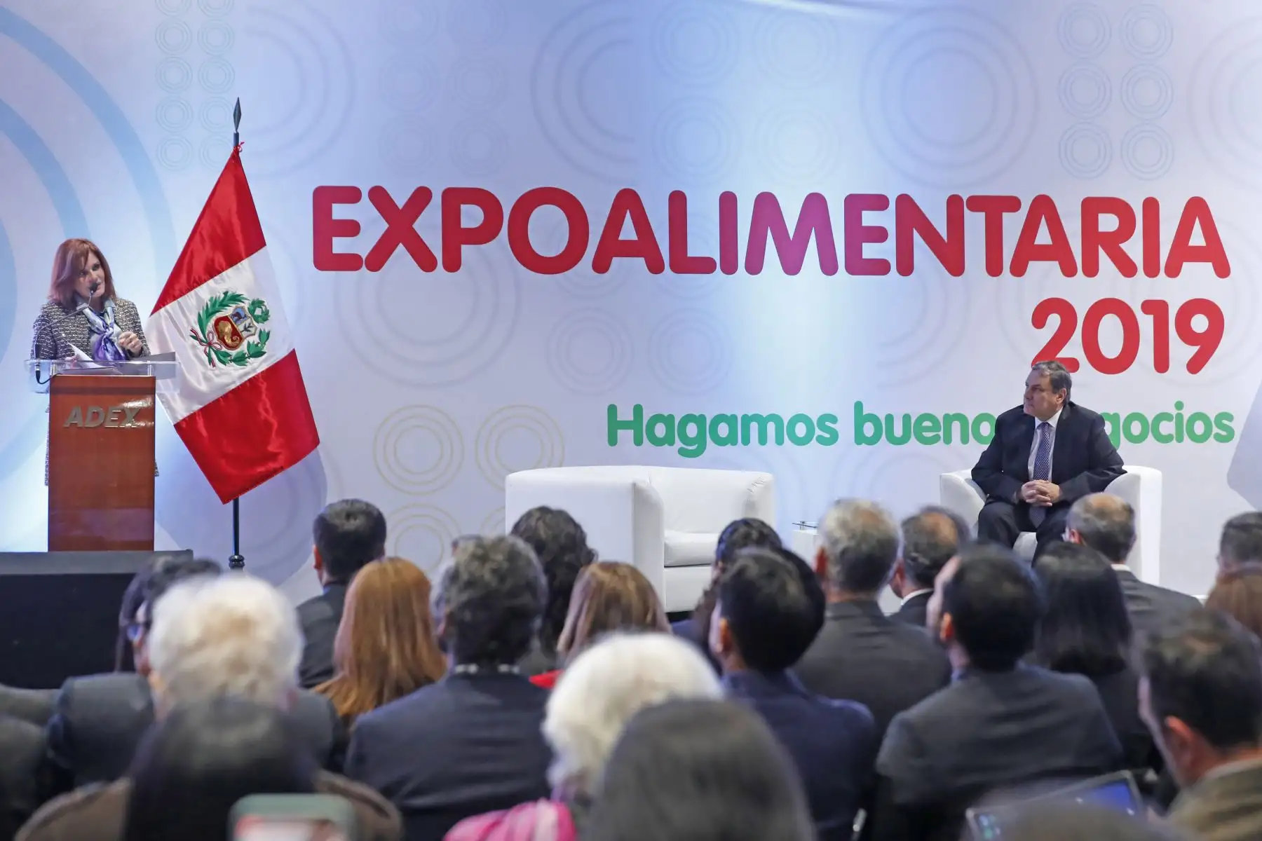 Vicepresidenta Mercedes Araoz inaugura de la 11 edición Feria Expoalimentaria 2019 junto a Erik Fischer, presidente de Adex. ANDINA/Renato Pajuelo