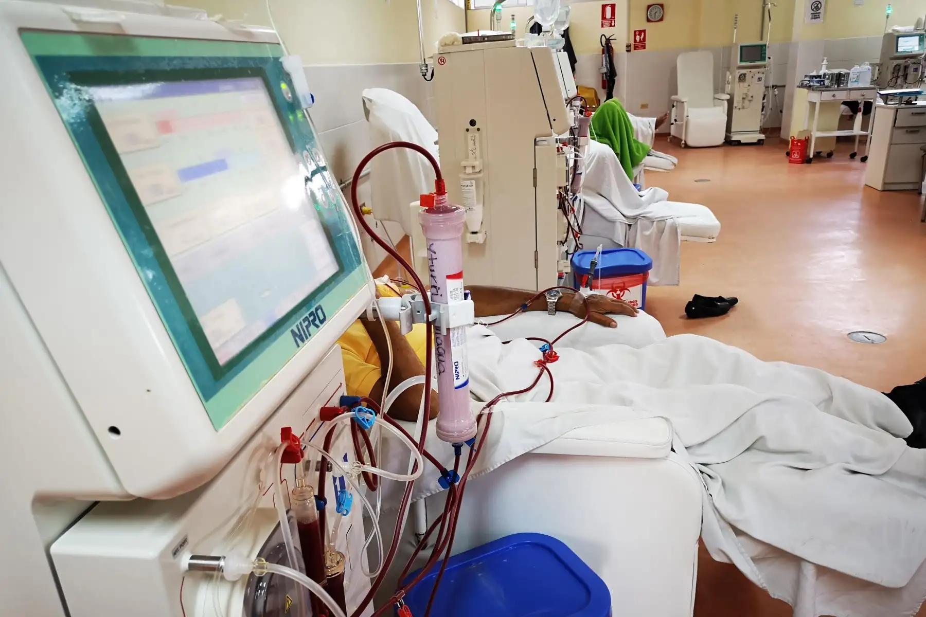 Pacientes con insuficiencia renal afiliados al SIS tienen garantizada la atención en tratamiento de hemodiálisis.