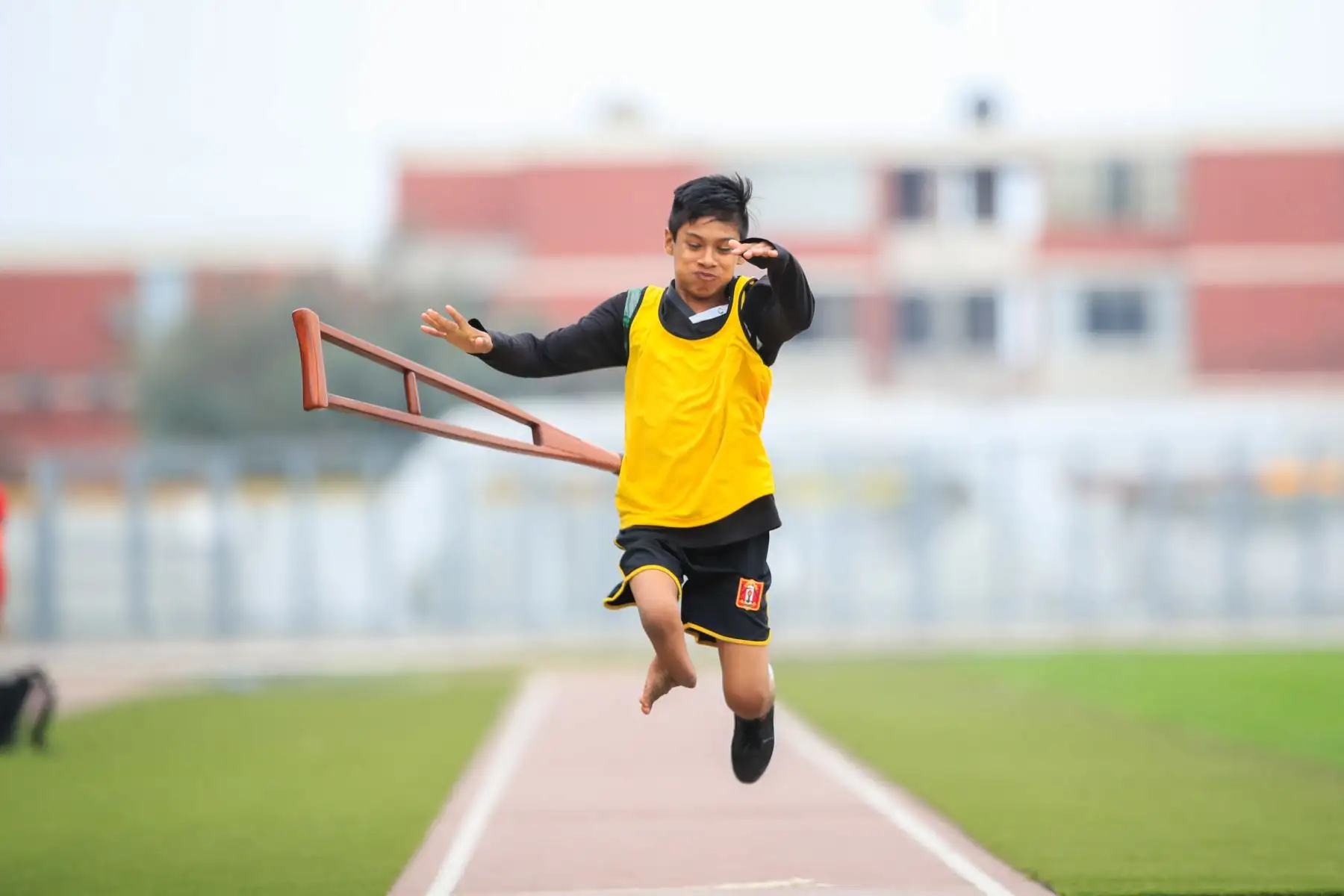 Paradeportista Willy Veintemilla Panduro del colegio Antonio Raymondi de Saposoa, San Martín, competidor de velocidad 80 mts y salto largo en el marco de los Juegos Deportivos Escolares Nacionales    


Foto: Andina/Juan Carlos Guzmán Negrini