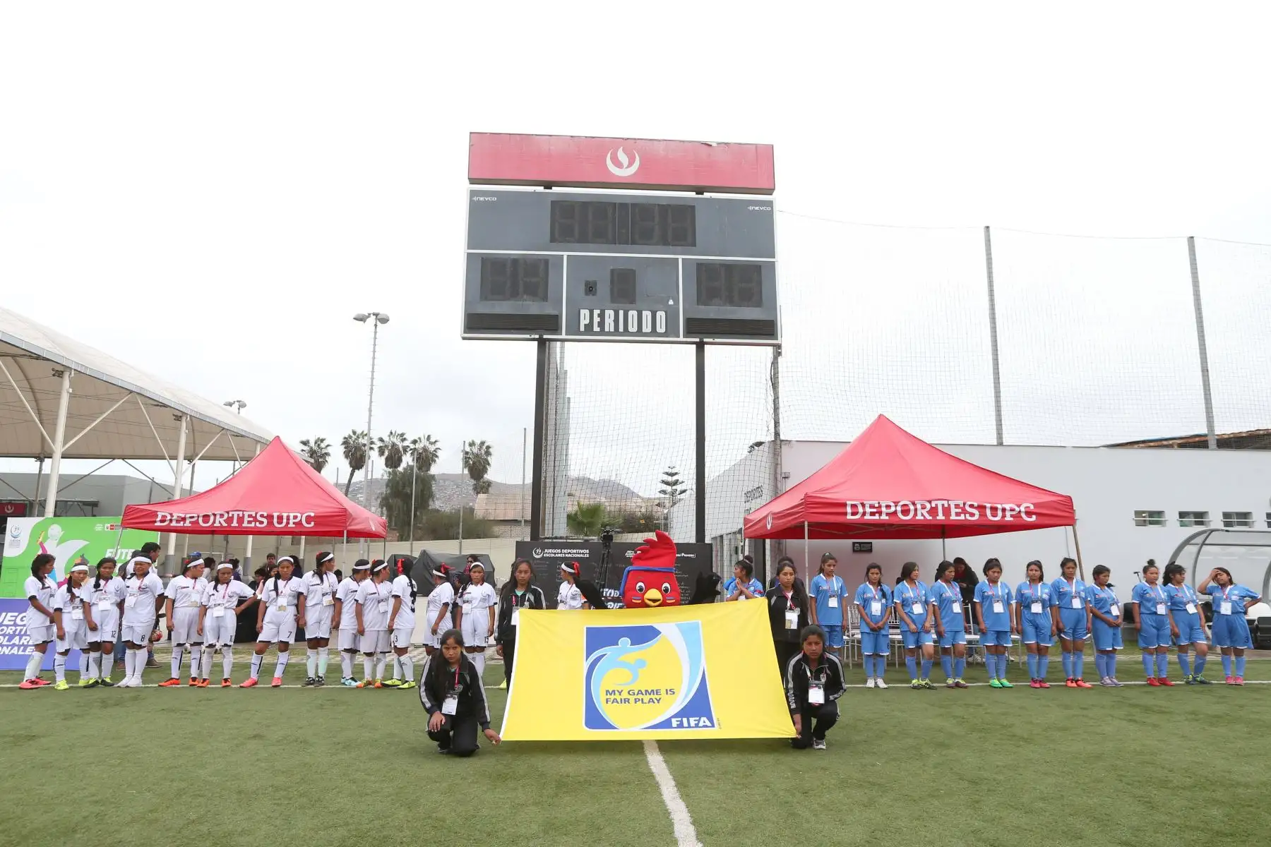 Escolares Ashaninka  de Pasco, ganan 2 a 1 a Quechua Chanka de Ayacucho, logrando el primer puesto en el campeonato de Fútbol C Damas Pueblos originarios por los Juegos Deportivos Escolares Nacionales en la UPC de Chorrillos. 
Foto: ANDINA/Eddy Ramos