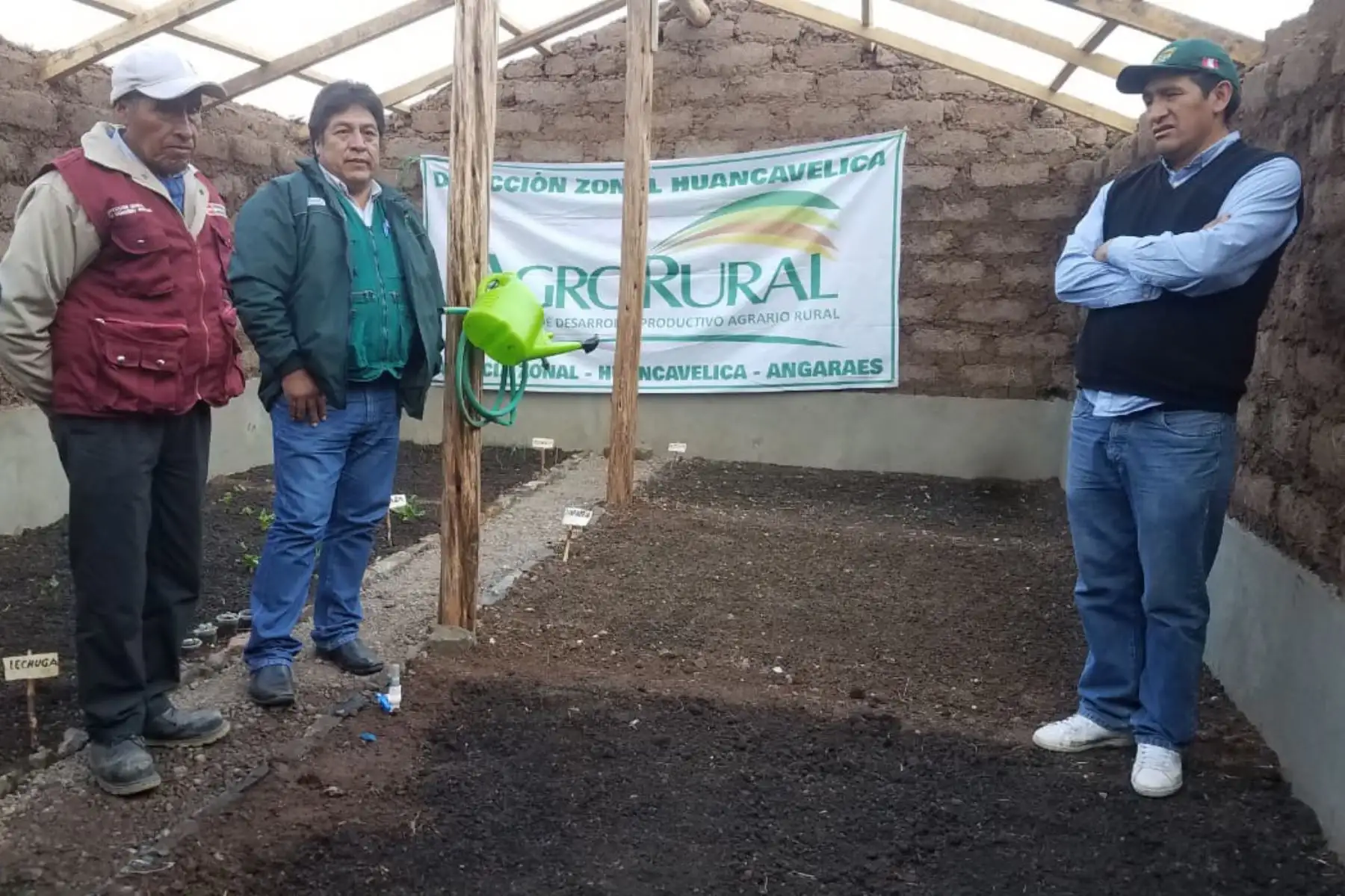 Productores optimizarán manejo de cultivos durante heladas gracias a fitotoldos o invernaderos ecológicos.
