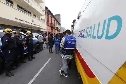 Sisol Salud dará asistencia a concurrentes a procesiones del Mes Morado. Foto: Andina/Difusión