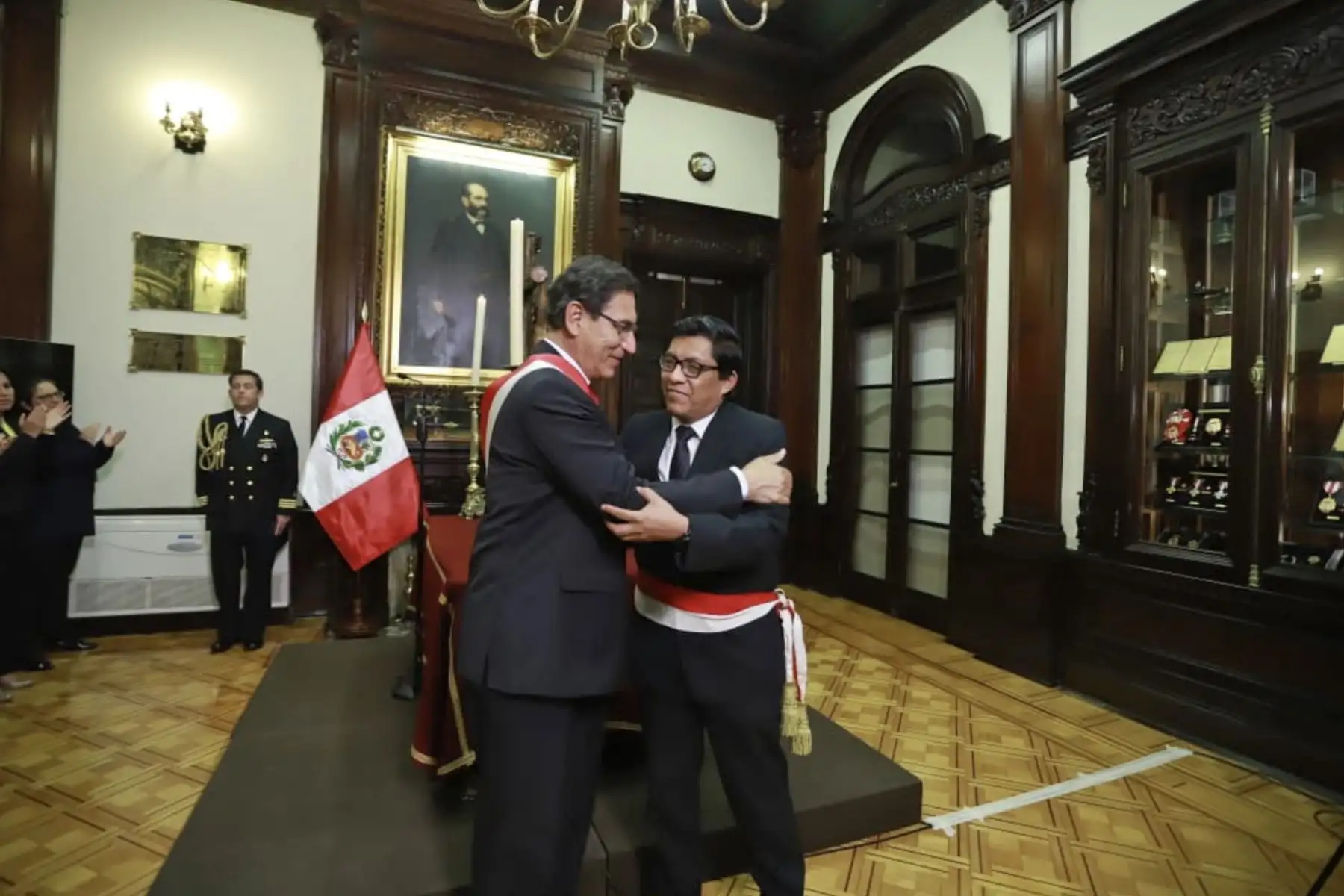 Presidente Vizcarra toma juramento al nuevo jefe del gabinete, Vicente Zeballos. Foto: ANDINA/ Prensa Presidencia