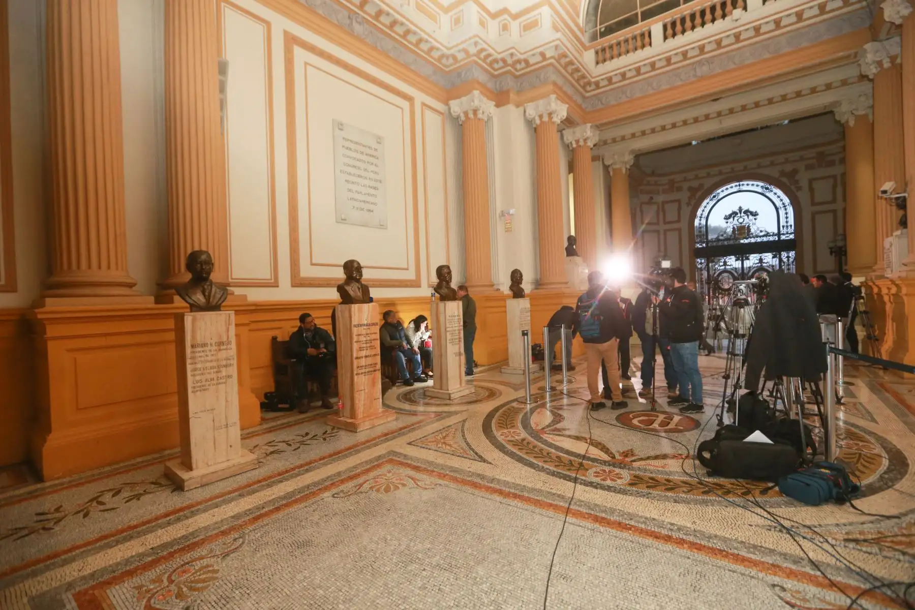 Interiores del Congreso de la República tras su disolución. Foto: ANDINA/ Jhony Laurente