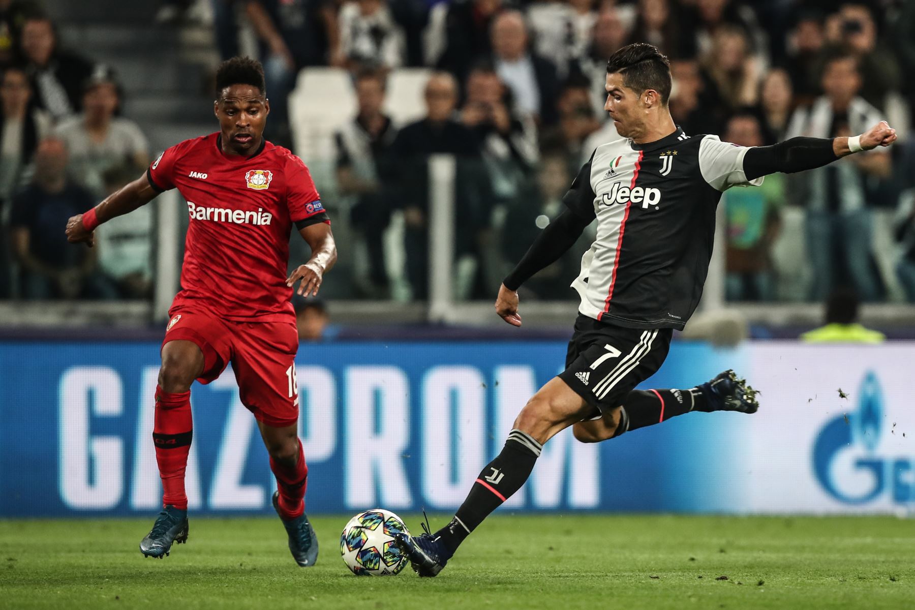 Con los tres puntos, y el empate de la primera jornada en el Wanda Metropolitano, la Juventus colidera la llave D con 4 unidades, las mismas que el Atlético de Madrid. Foto: AFP